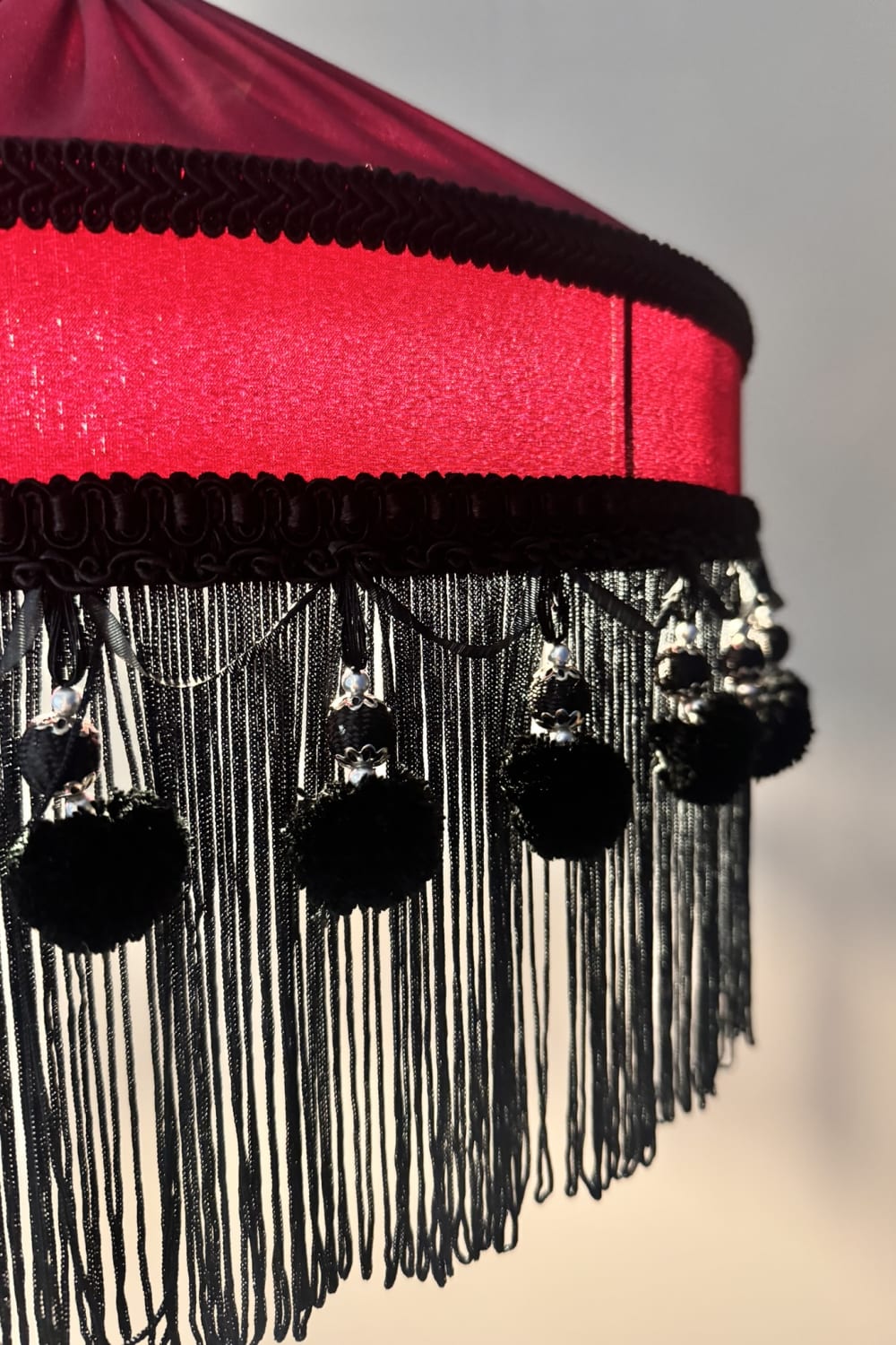 Motto Home Design-Helen Saten Kumaş Püsküllü Avize-Avize-6-Milagron.com