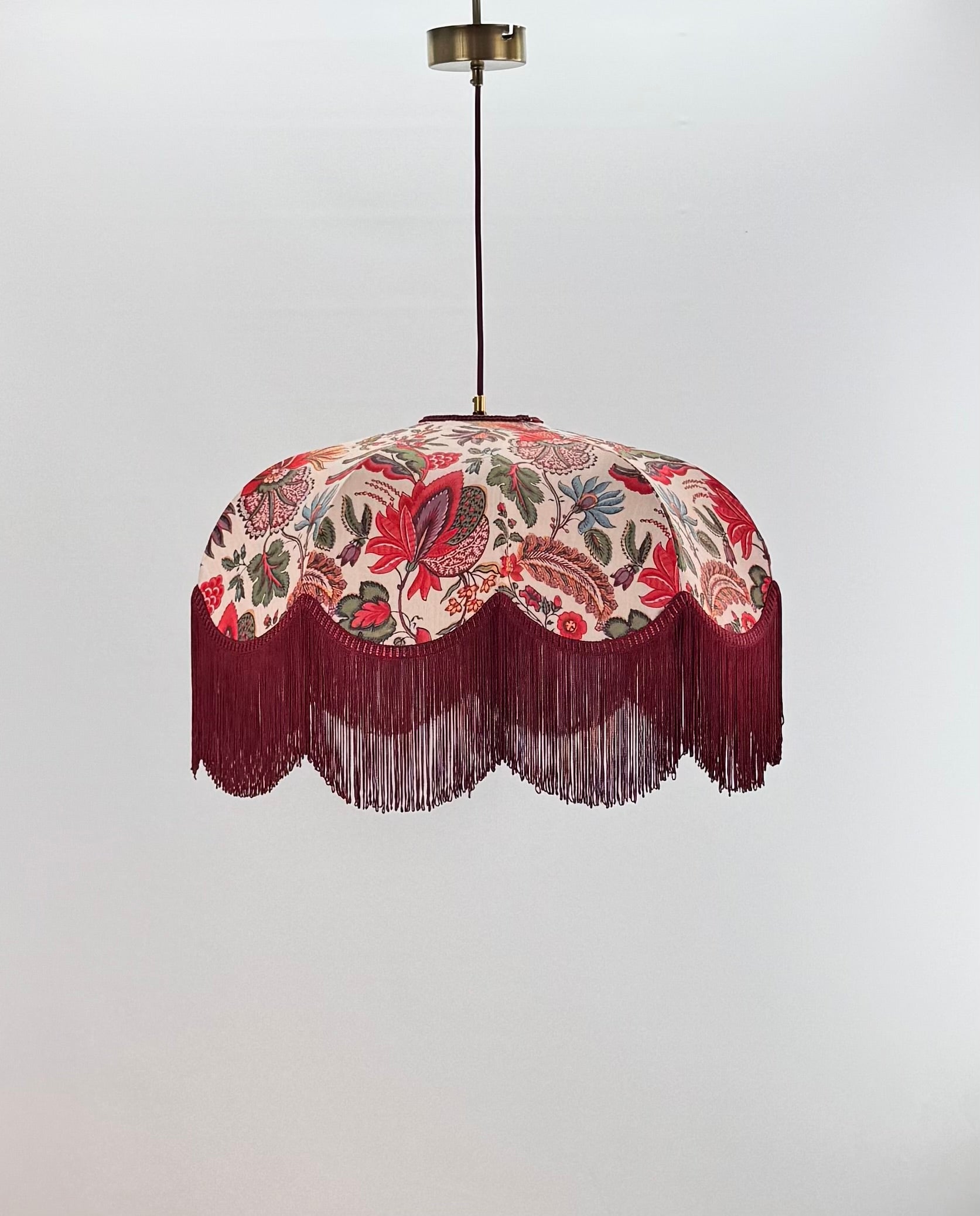 Sofia Antik Desenli Püsküllü El Yapımı Kumaş Avize