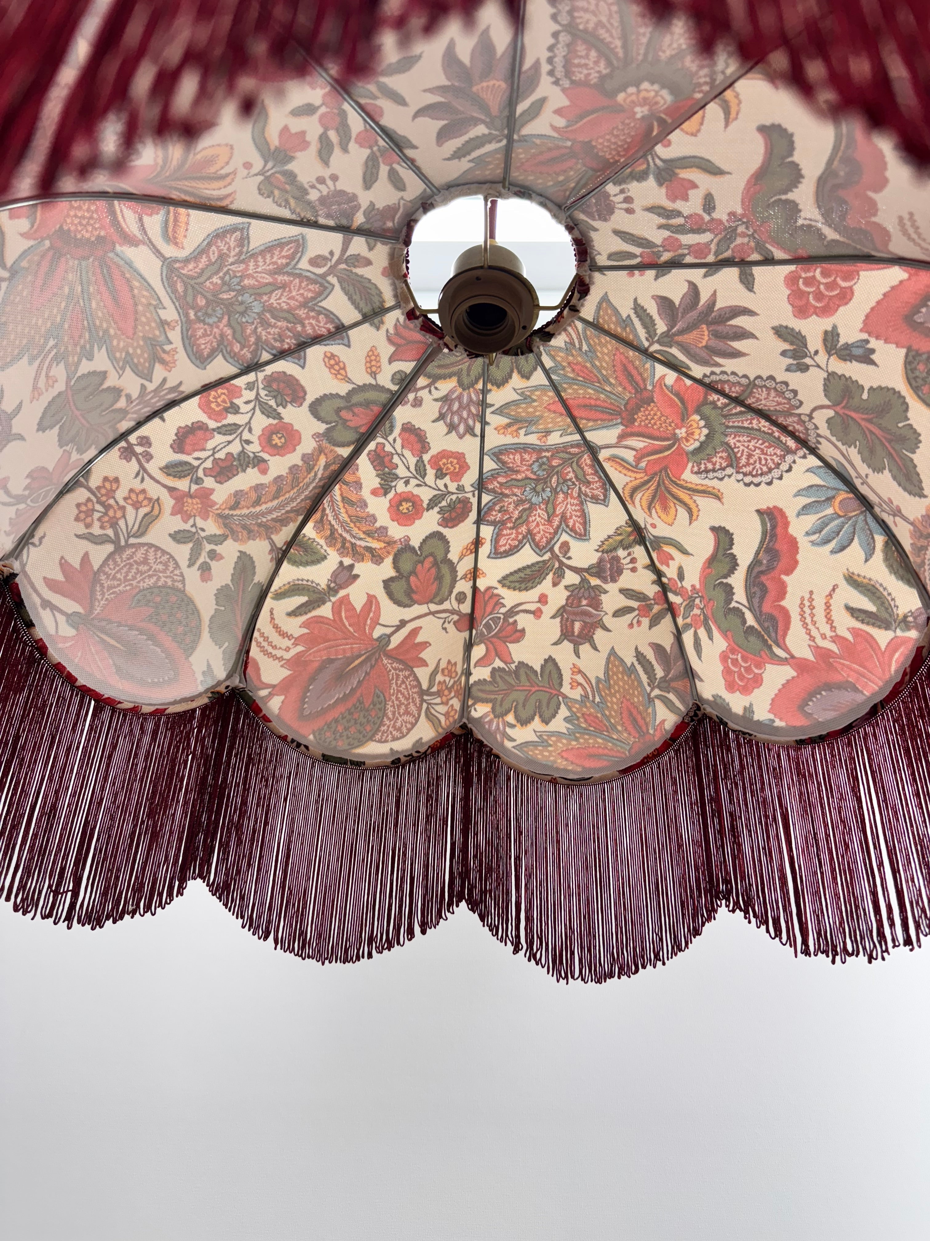 Sofia Antik Desenli Püsküllü El Yapımı Kumaş Avize