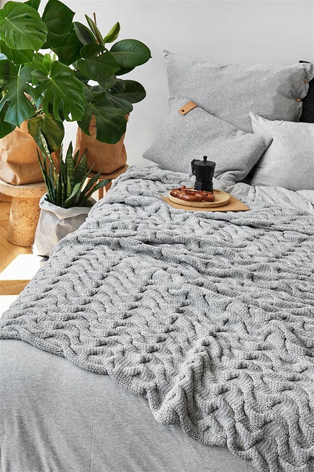 Moyha-Chunky Gri Yatak Örtüsü (180 x 240)-Yatak Örtüsü-2-Milagron.com