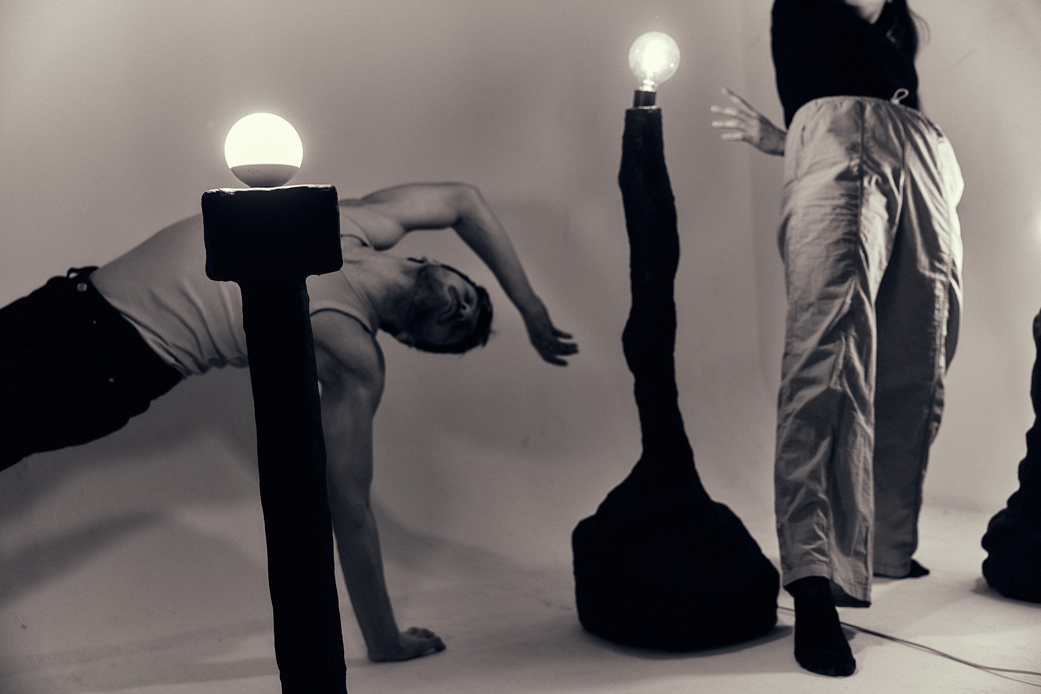 Mujj Objects-Floor Lamp Peak I-Lambader-9-Milagron.com