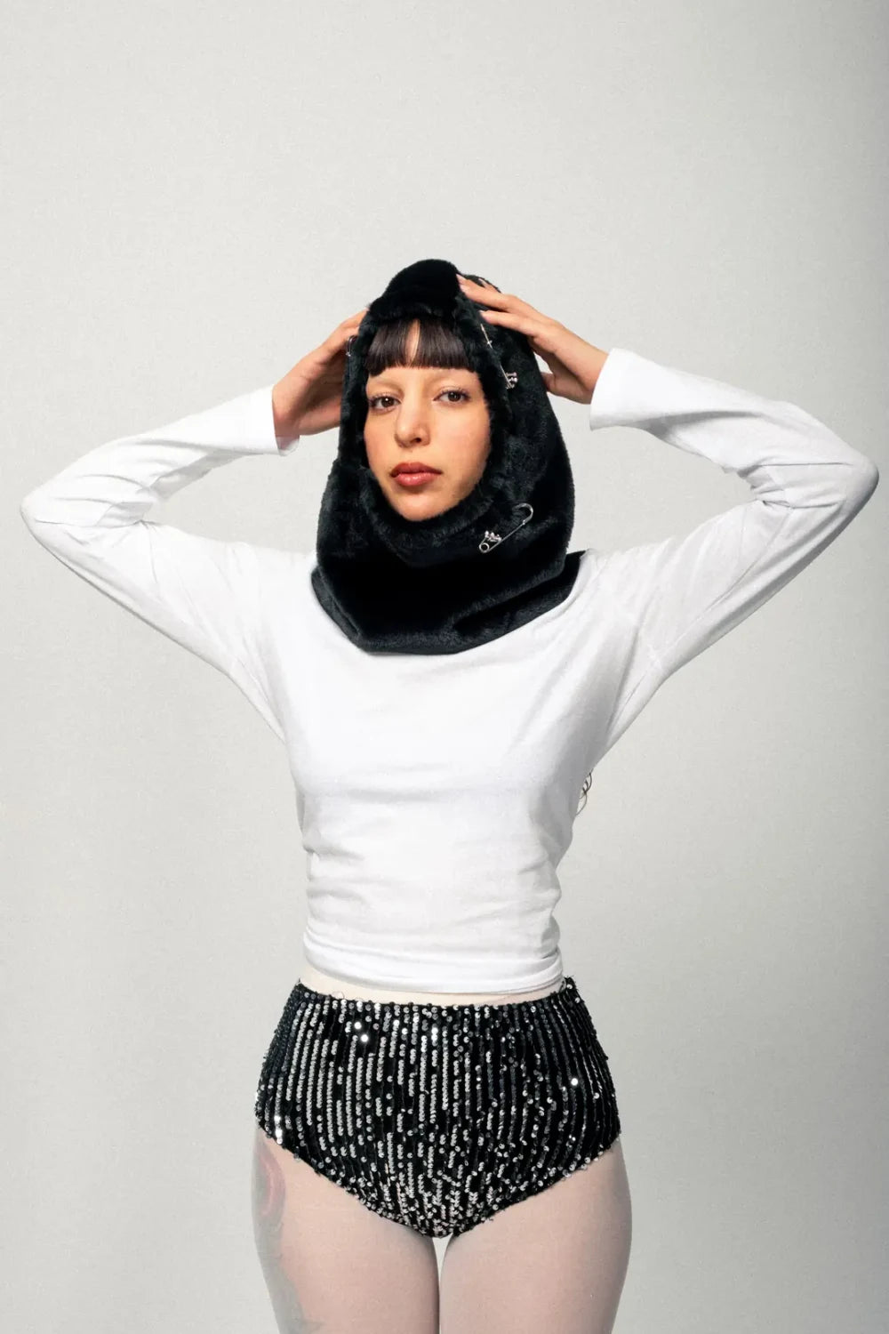 Mujj Studio-Black Toscana Balaclava-Balaclava-1-Milagron.com