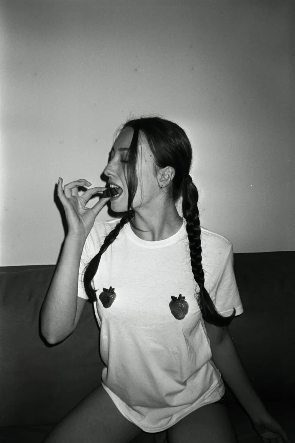 Mujj Studio-Çilekboobs T Shirt-T-Shirts-1-Milagron.com