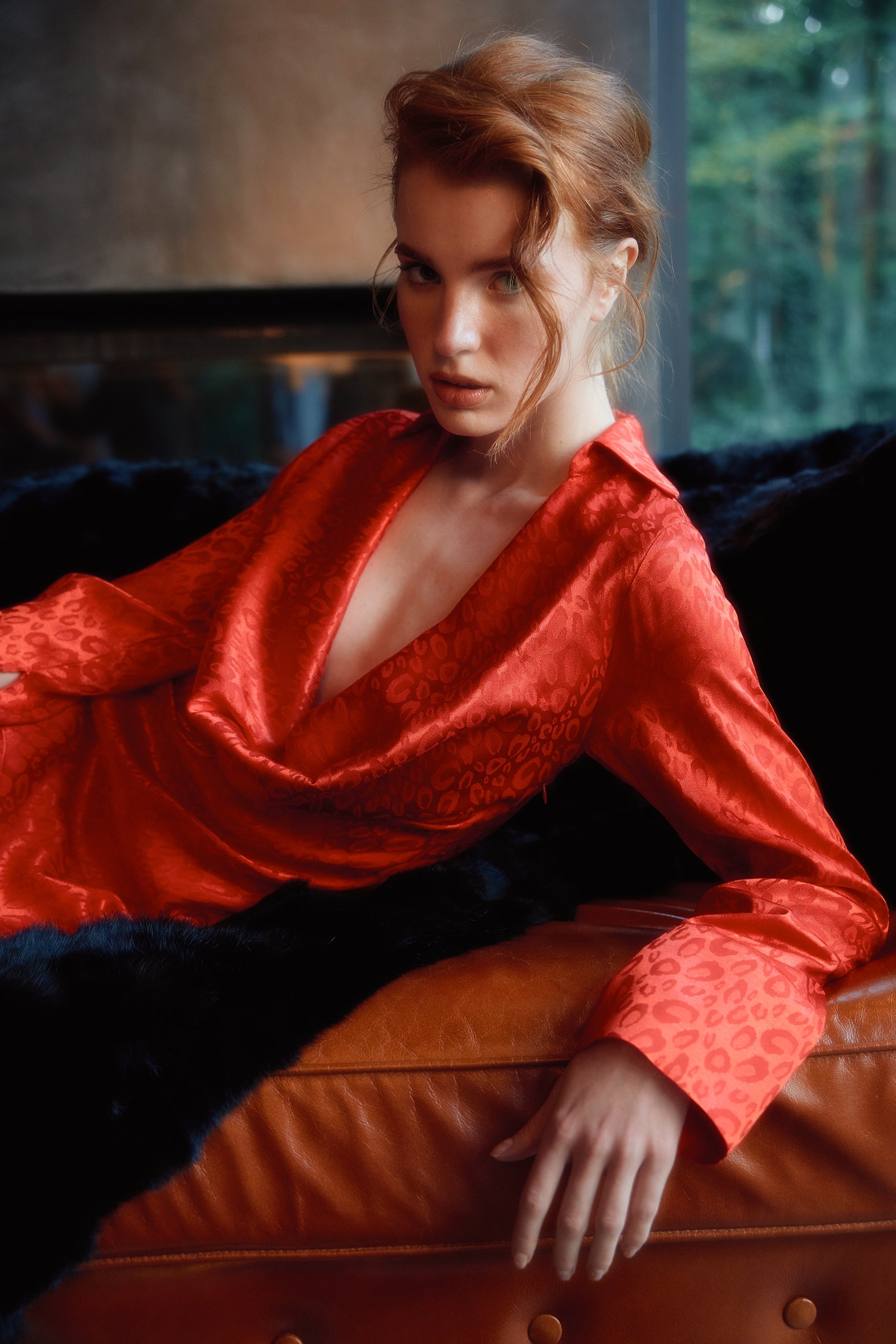 Naia-Lucia Degaje Elbi̇se / Kırmızı Leopar Desenli-Elbise-2-Milagron.com