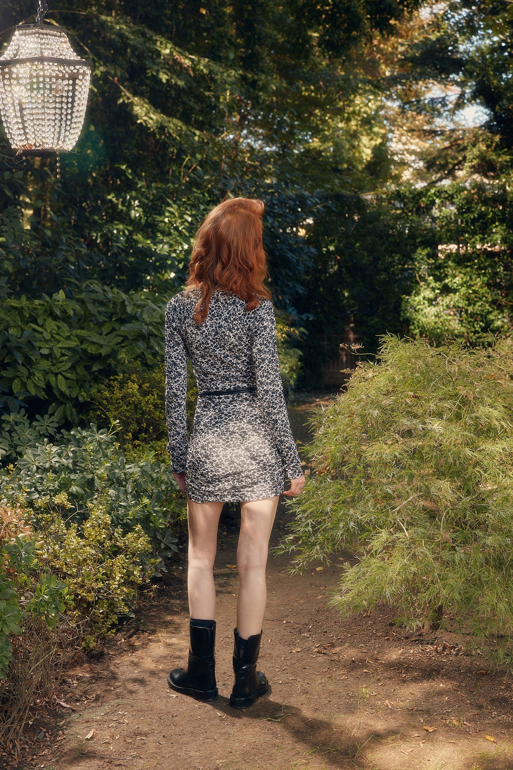 Naia-Regina Elbise / Siyah Beyaz Çiçekli-Elbise-3-Milagron.com