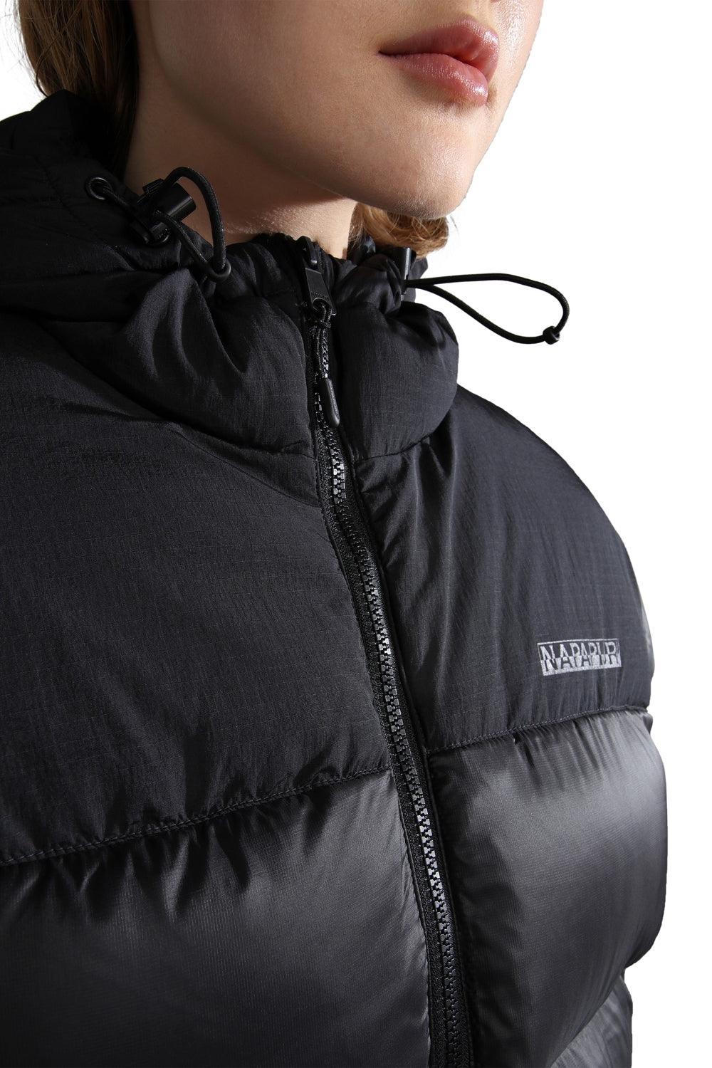 Napapijri-A-Hornelen W Black-Mont-7-Milagron.com