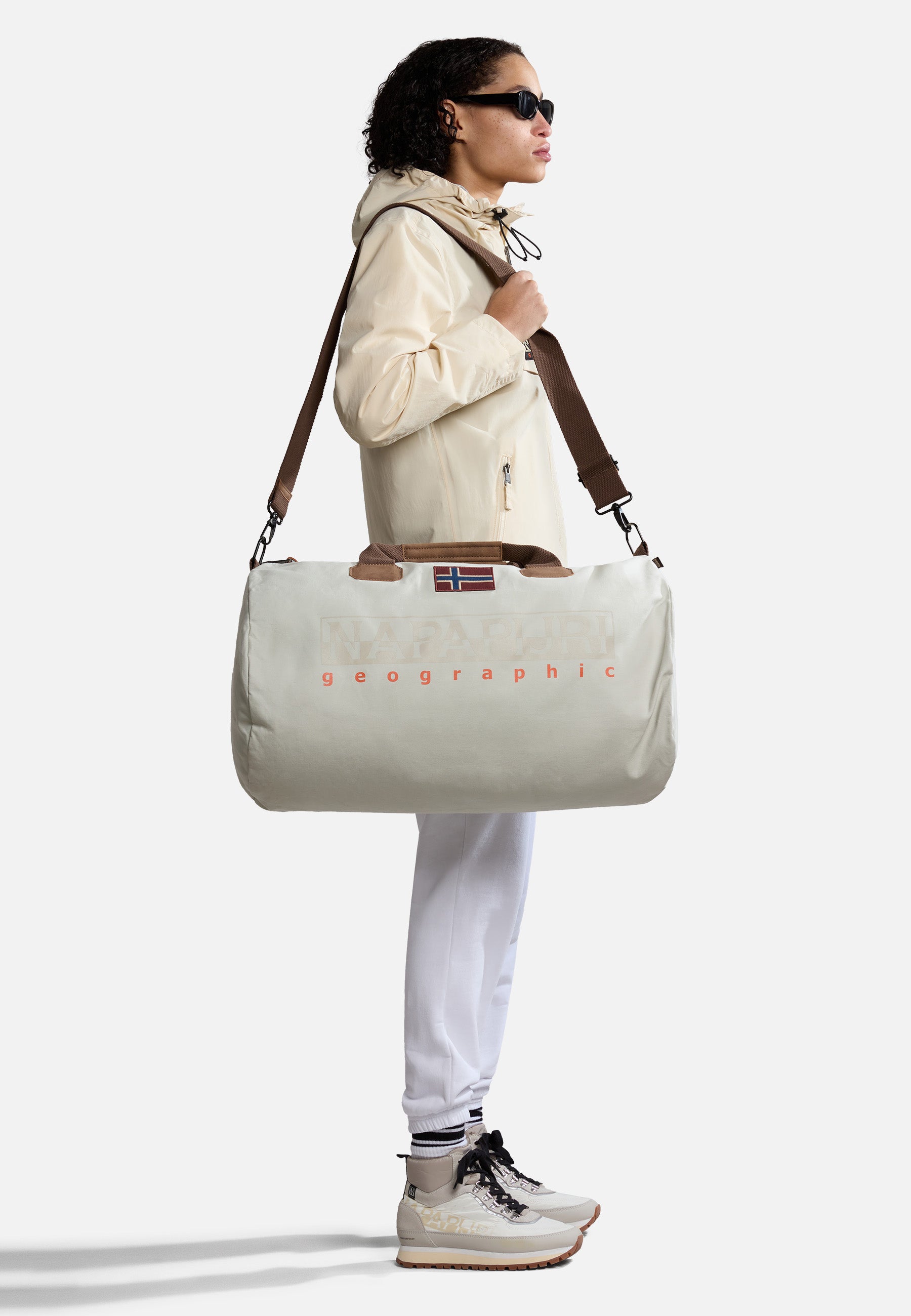 Napapijri-Bering 3 Beige Silvr N90-Bavul & Seyahat Çantası-3-Milagron.com