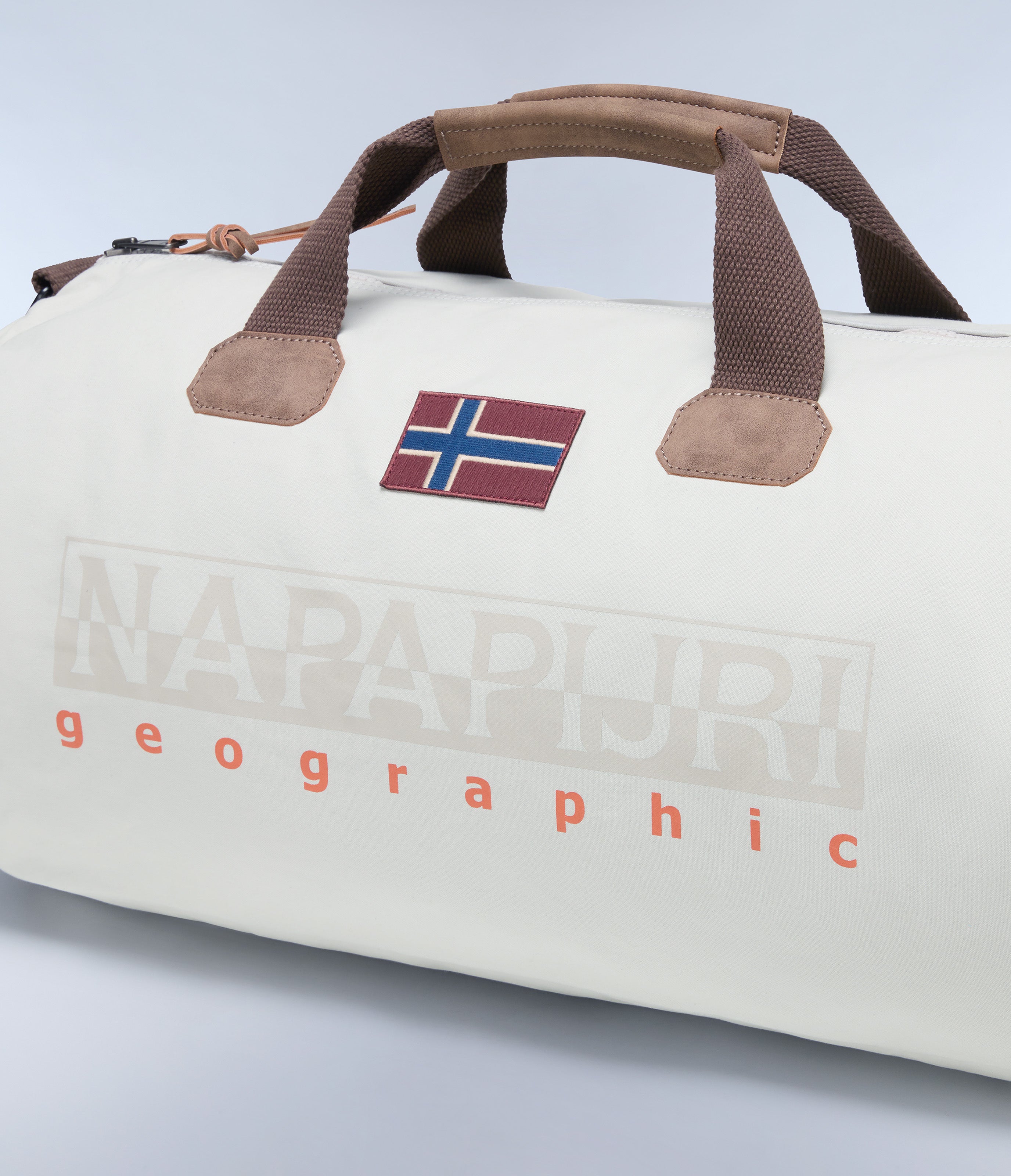 Napapijri-Bering 3 Beige Silvr N90-Bavul & Seyahat Çantası-4-Milagron.com