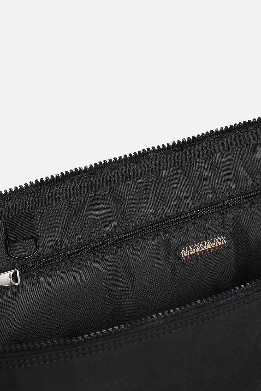 Napapijri-Bering 3 Black 041-Bavul & Seyahat Çantası-8-Milagron.com