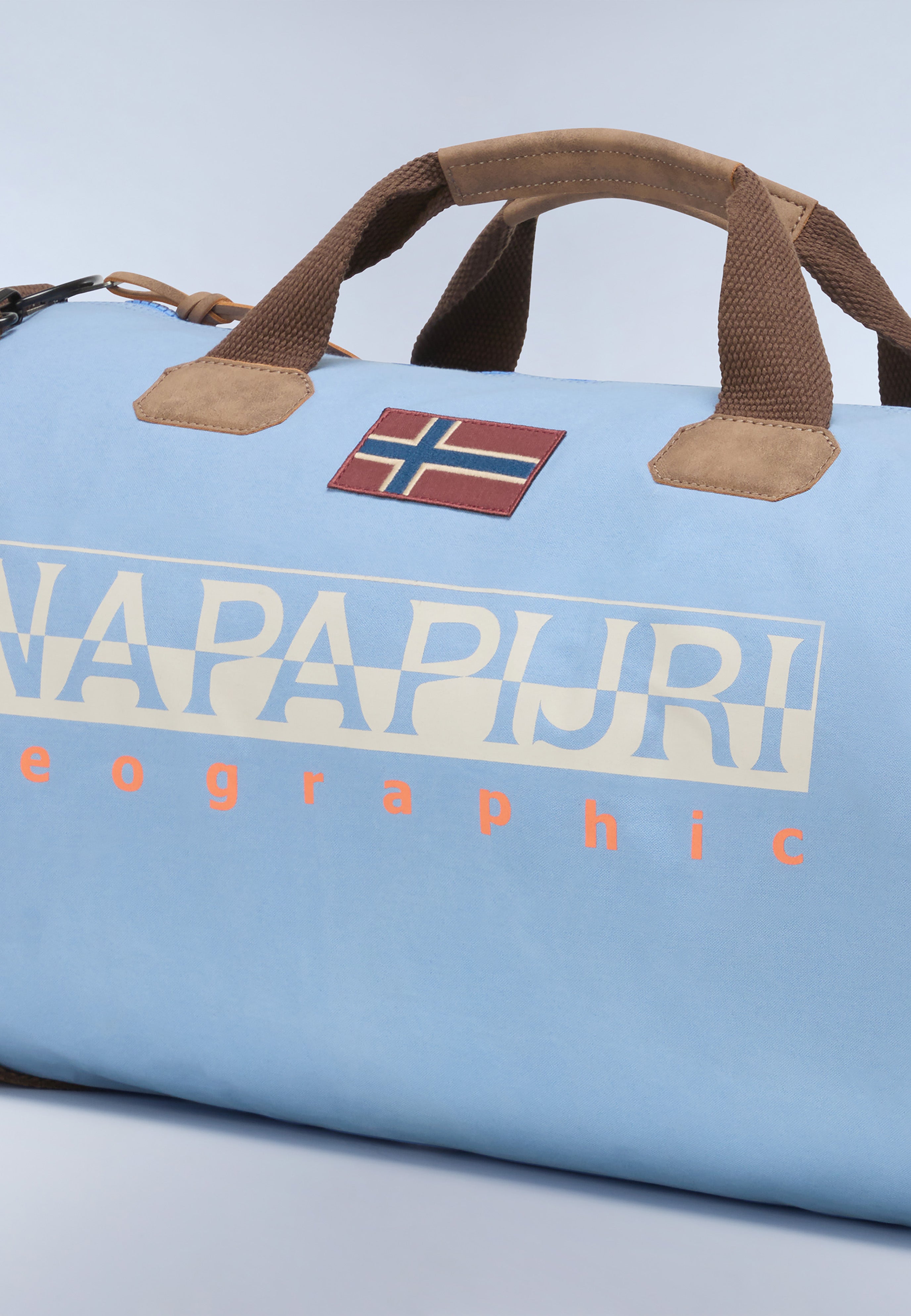 Napapijri-Bering 3 Blue Ashleigh-Bavul & Seyahat Çantası-4-Milagron.com