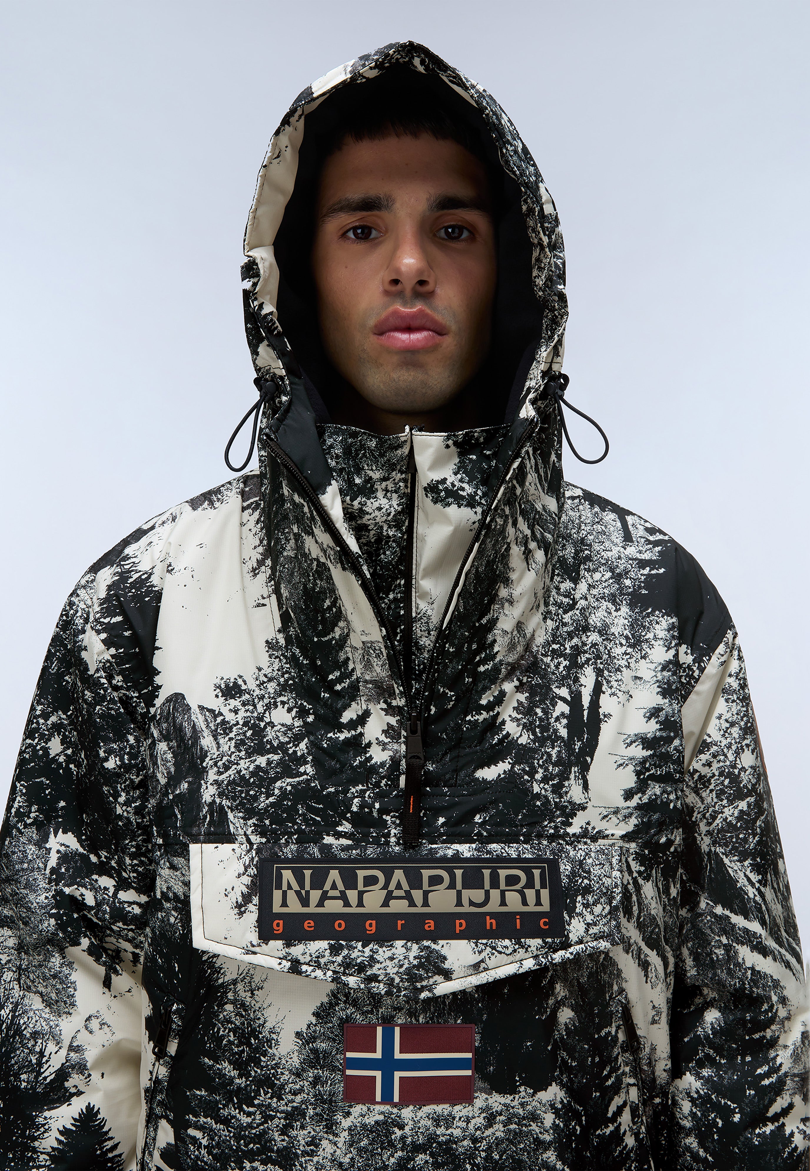 Napapijri-Rainforest Next Aop Det Tr F90-Yağmurluk-2-Milagron.com