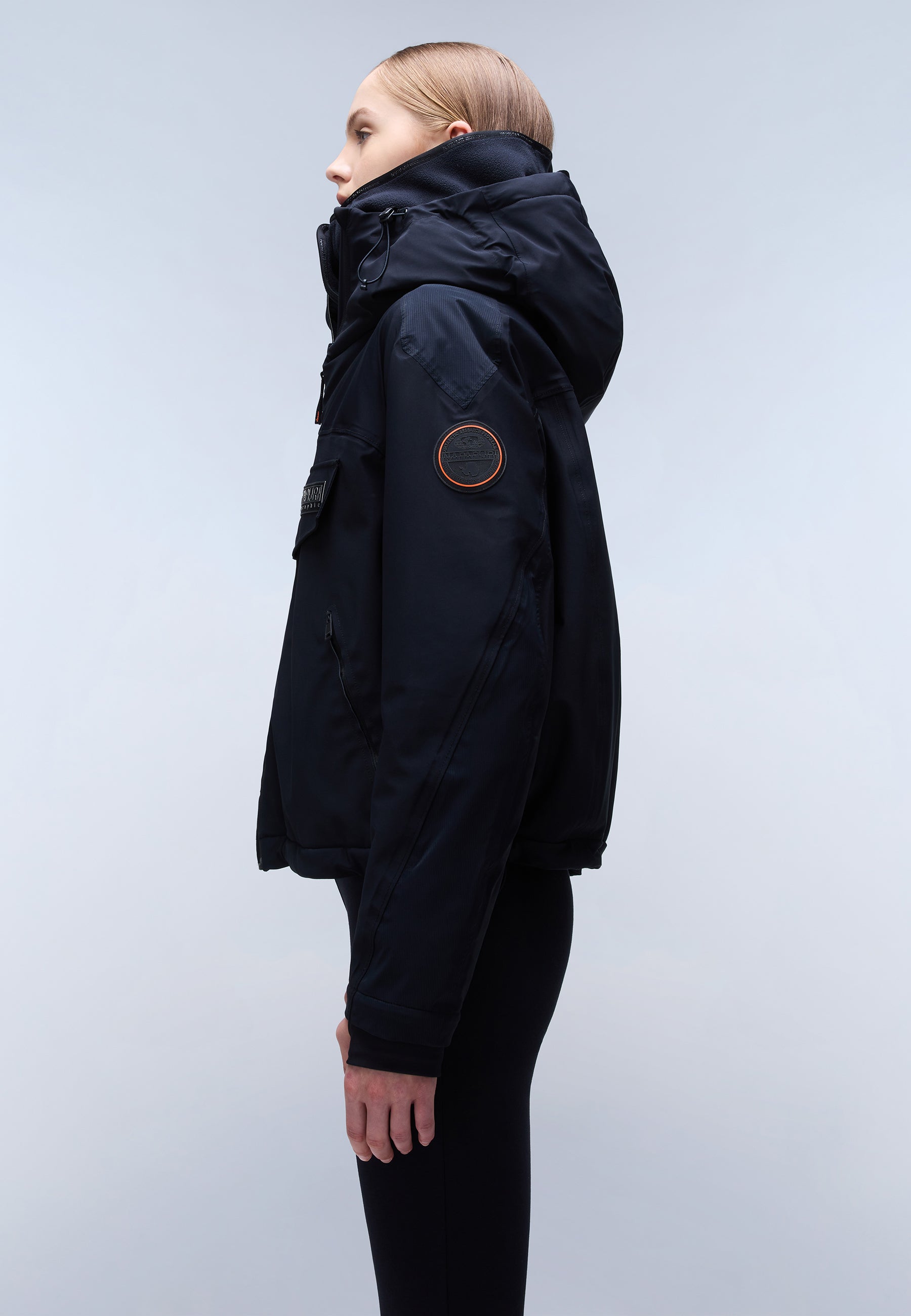 Napapijri-Rainforest Tech W Black-Yağmurluk-3-Milagron.com