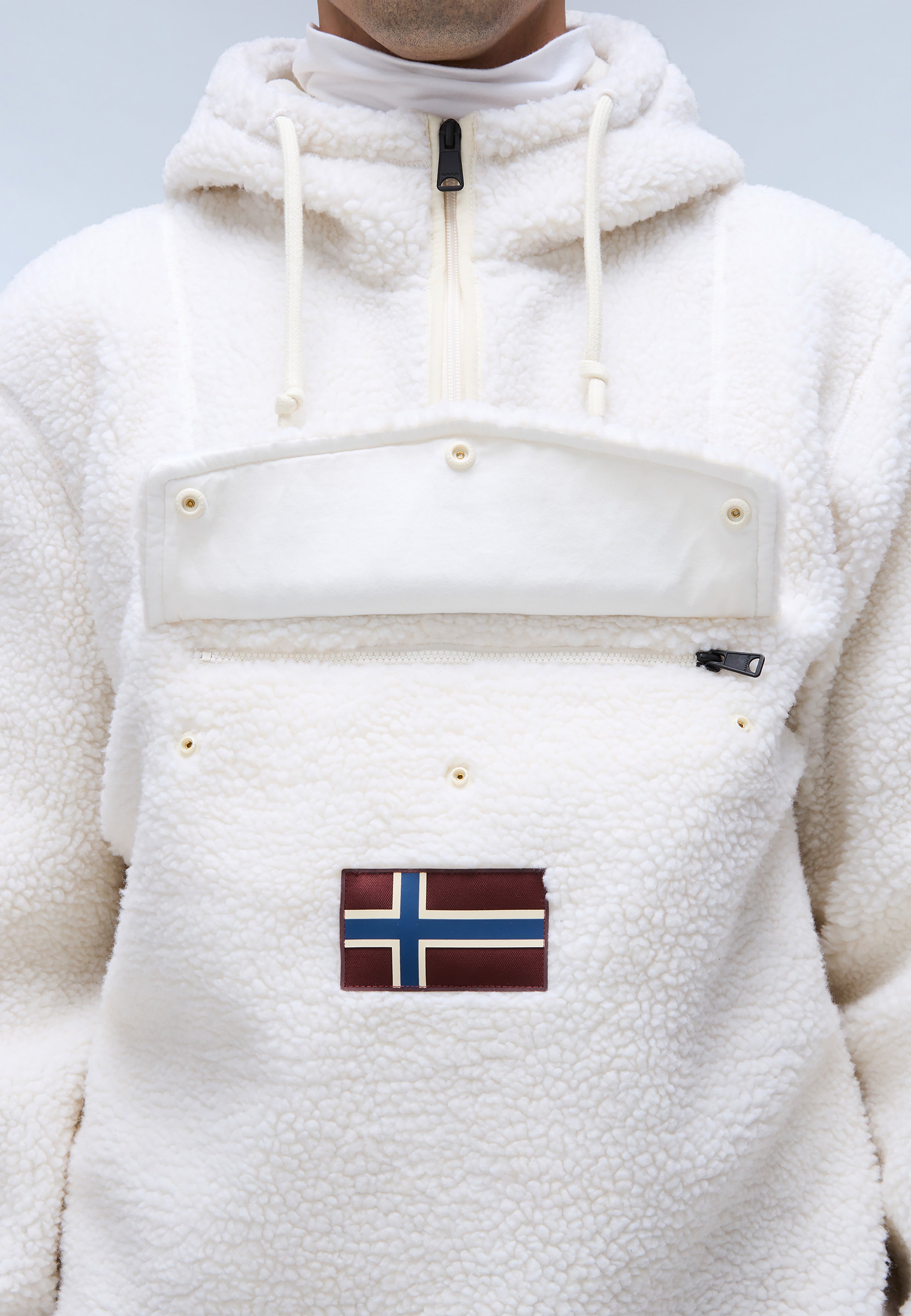 Napapijri-T-Burgee Curly Beige Dimity-Mont-6-Milagron.com