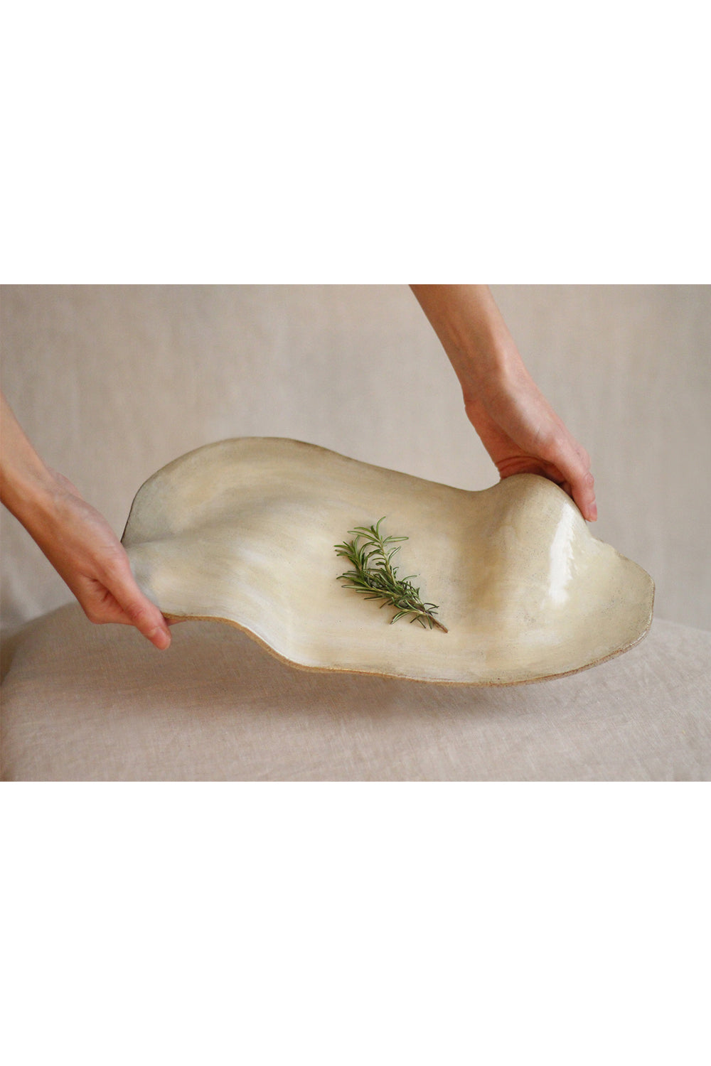 Navi Ceramics-Seramik Peynir Sunum Tabağı-Sunum Aksesuarları-1-Milagron.com