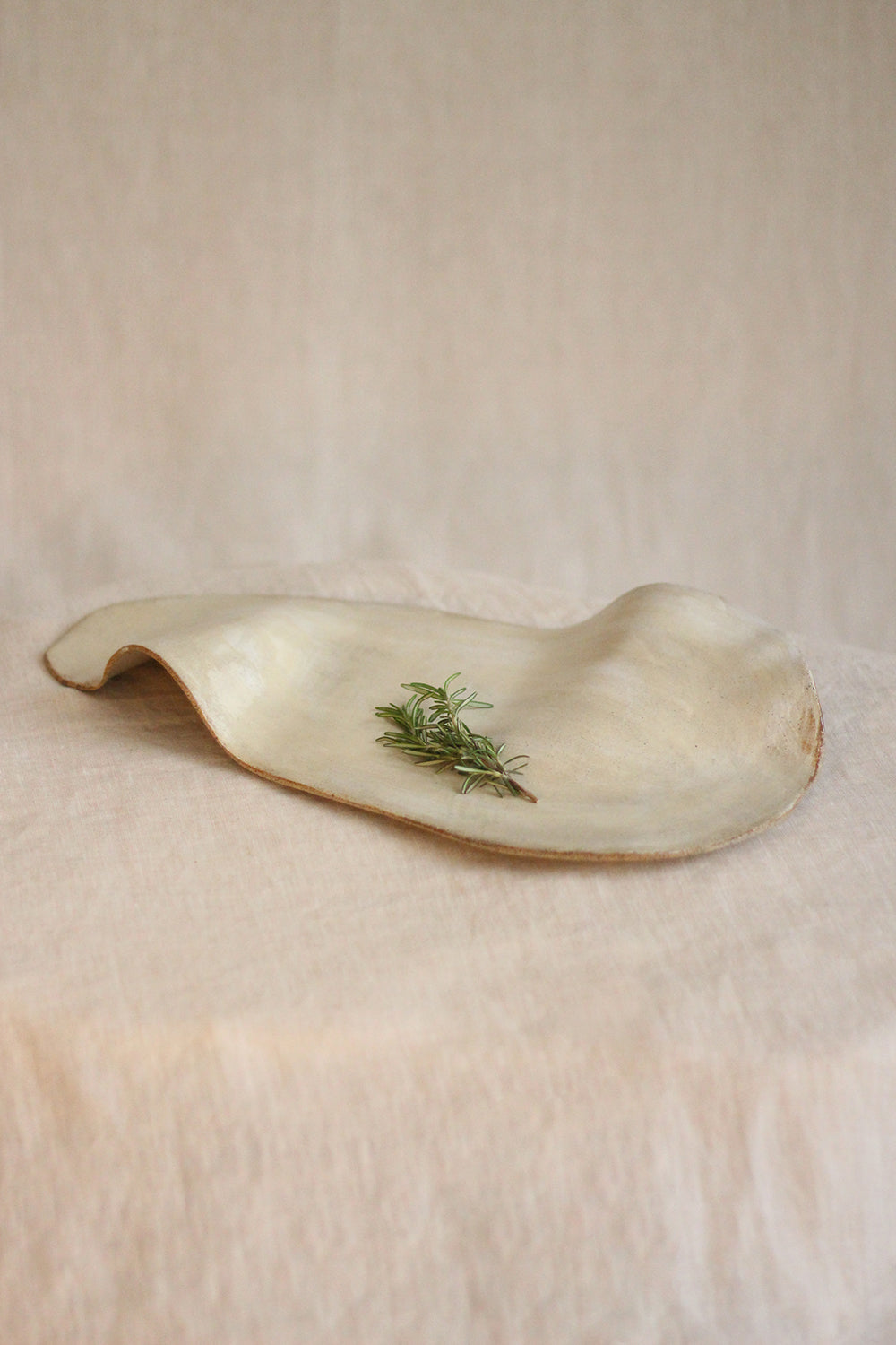 Navi Ceramics-Seramik Peynir Sunum Tabağı-Sunum Aksesuarları-2-Milagron.com