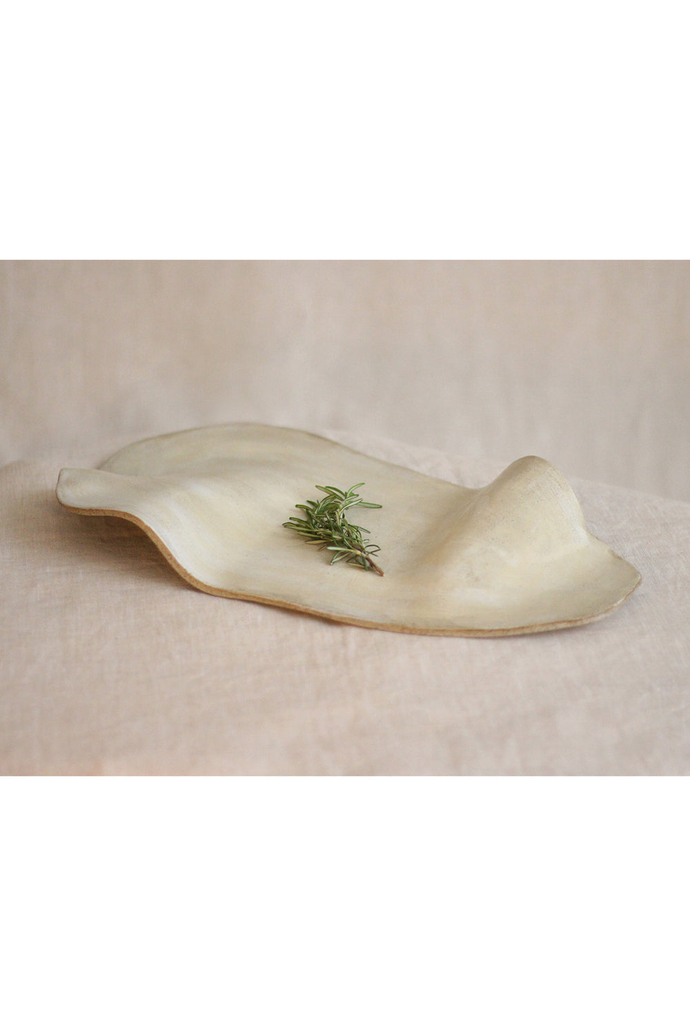 Navi Ceramics-Seramik Peynir Sunum Tabağı-Sunum Aksesuarları-4-Milagron.com