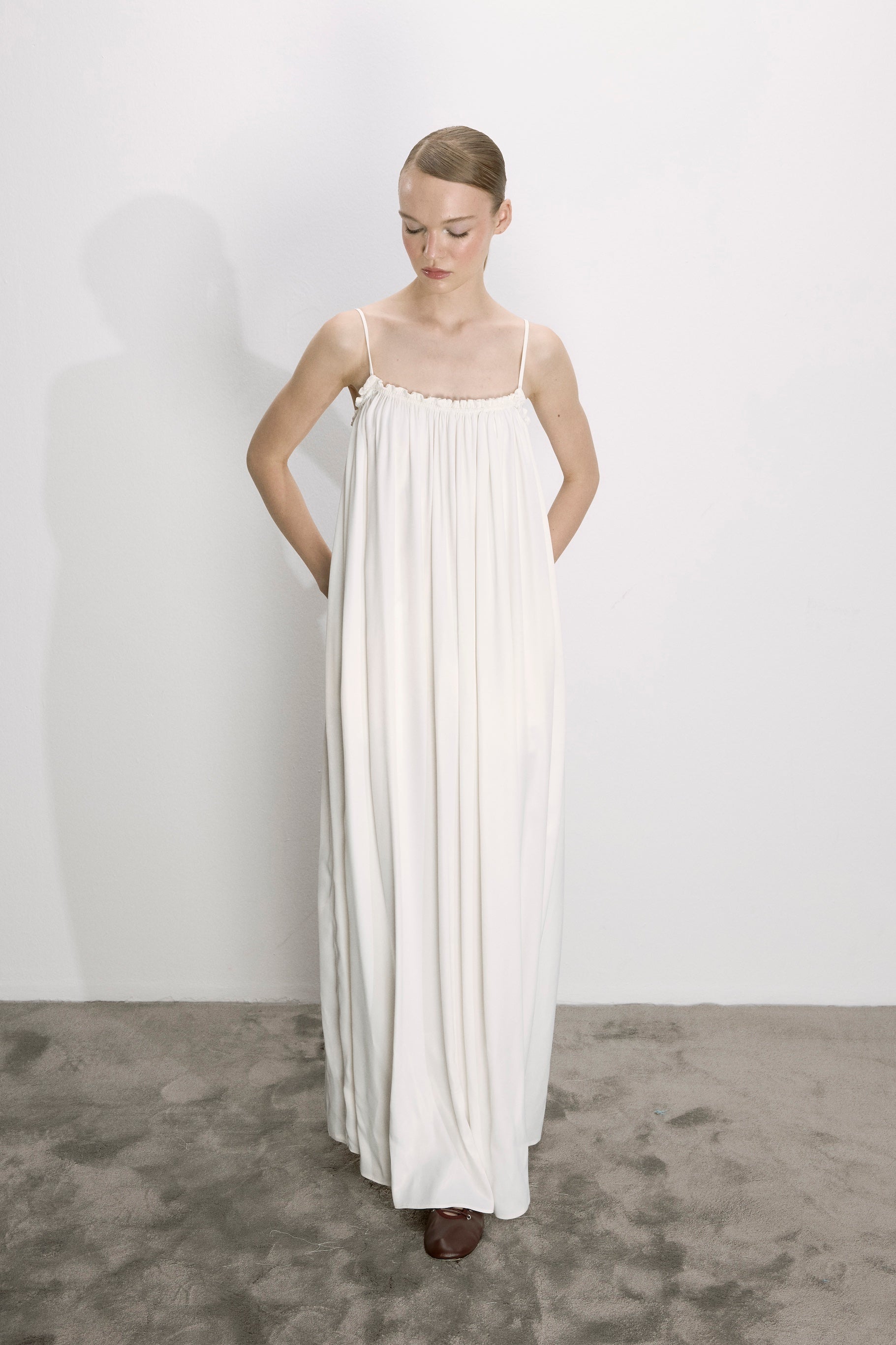 Nazlı Ceren-Adele Elbise Beyaz-Dresses-3-Milagron.com