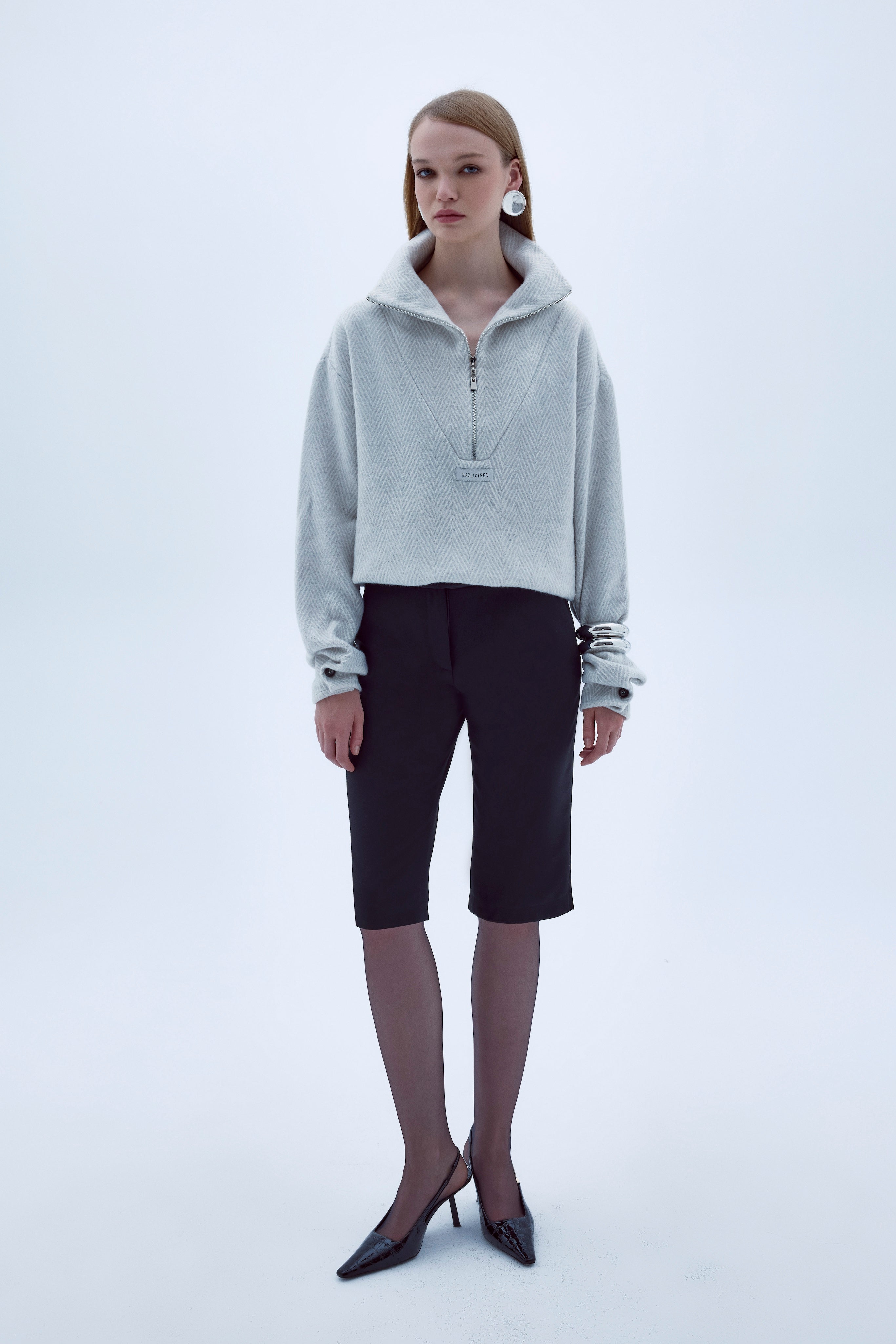 Nazlı Ceren-Arced Düz Kesim Capri Pantolon-Pantolon-4-Milagron.com