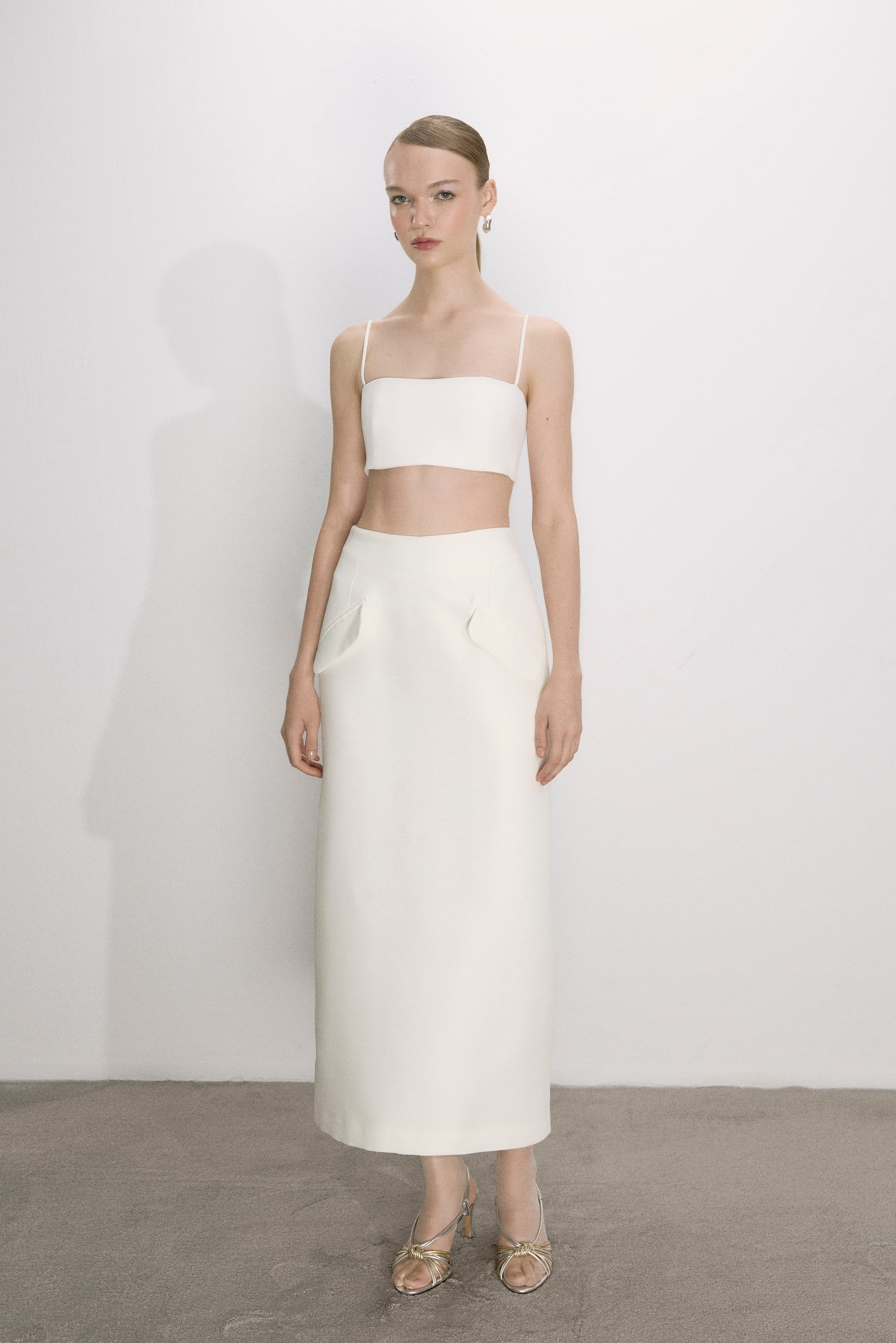 Nazlı Ceren-Aveline Midi Etek Beyaz-Etek-2-Milagron.com