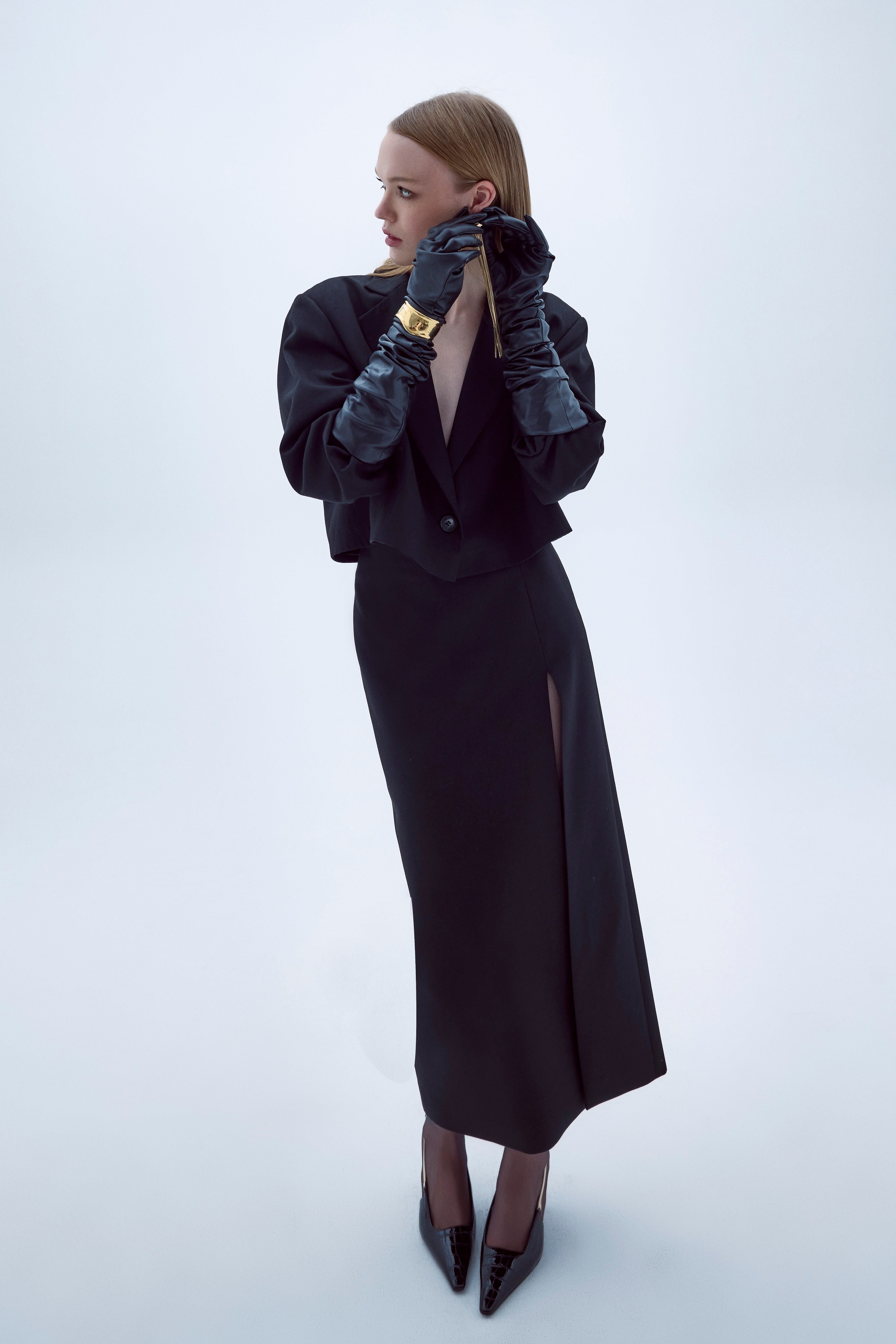 Nazlı Ceren-Boxy Cropped Ceket Siyah-Coats & Jackets-4-Milagron.com