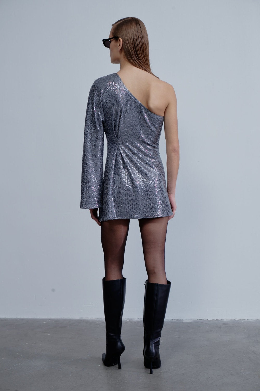 Nazlı Ceren-Emerald Tek Omuzlu Payetli Mini Elbise-Elbise-4-Milagron.com