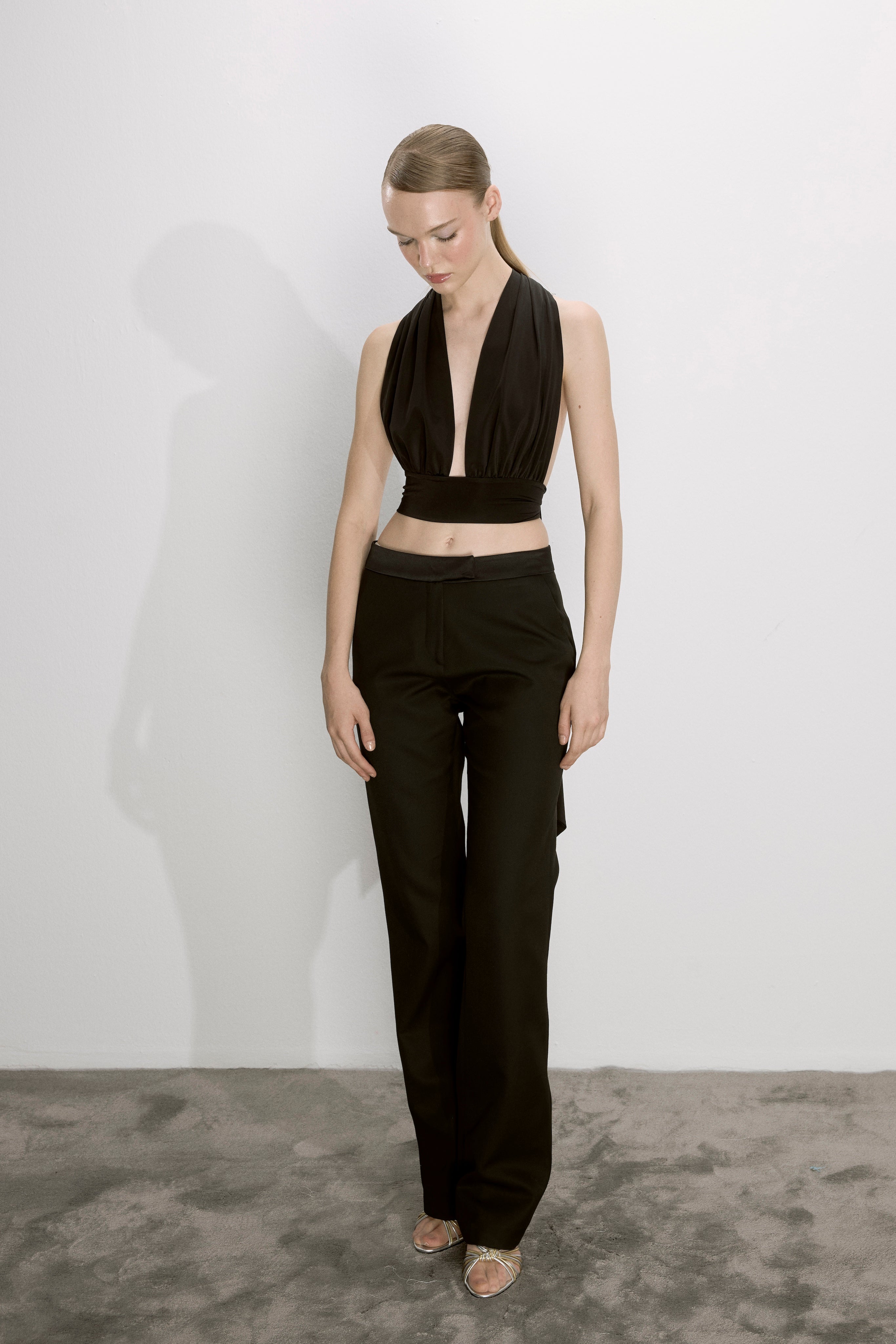 Nazlı Ceren-Ines Jarse Bluz Siyah-Büstiyer-4-Milagron.com