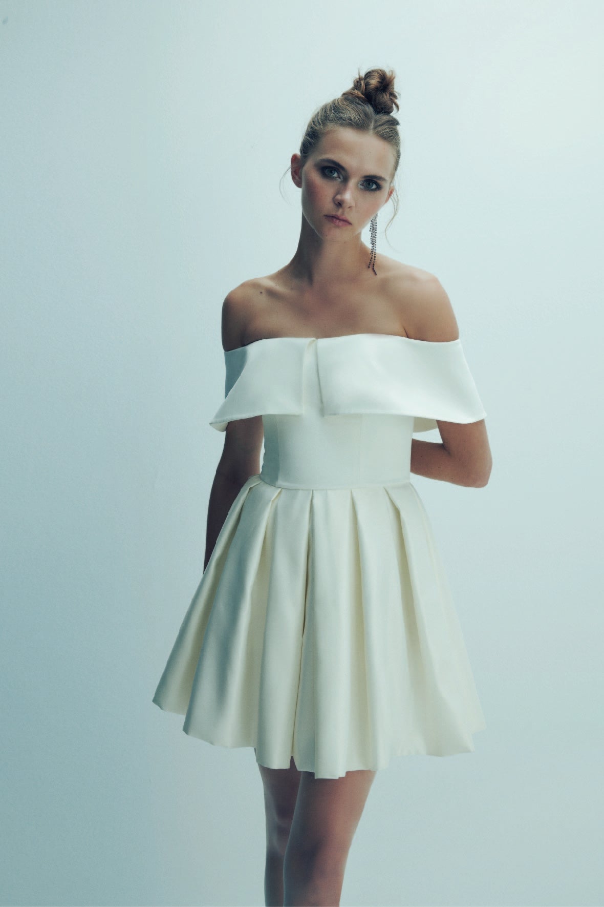 Nazlı Ceren-Ivy Mini Elbise Vanilla Ice-Elbise-3-Milagron.com