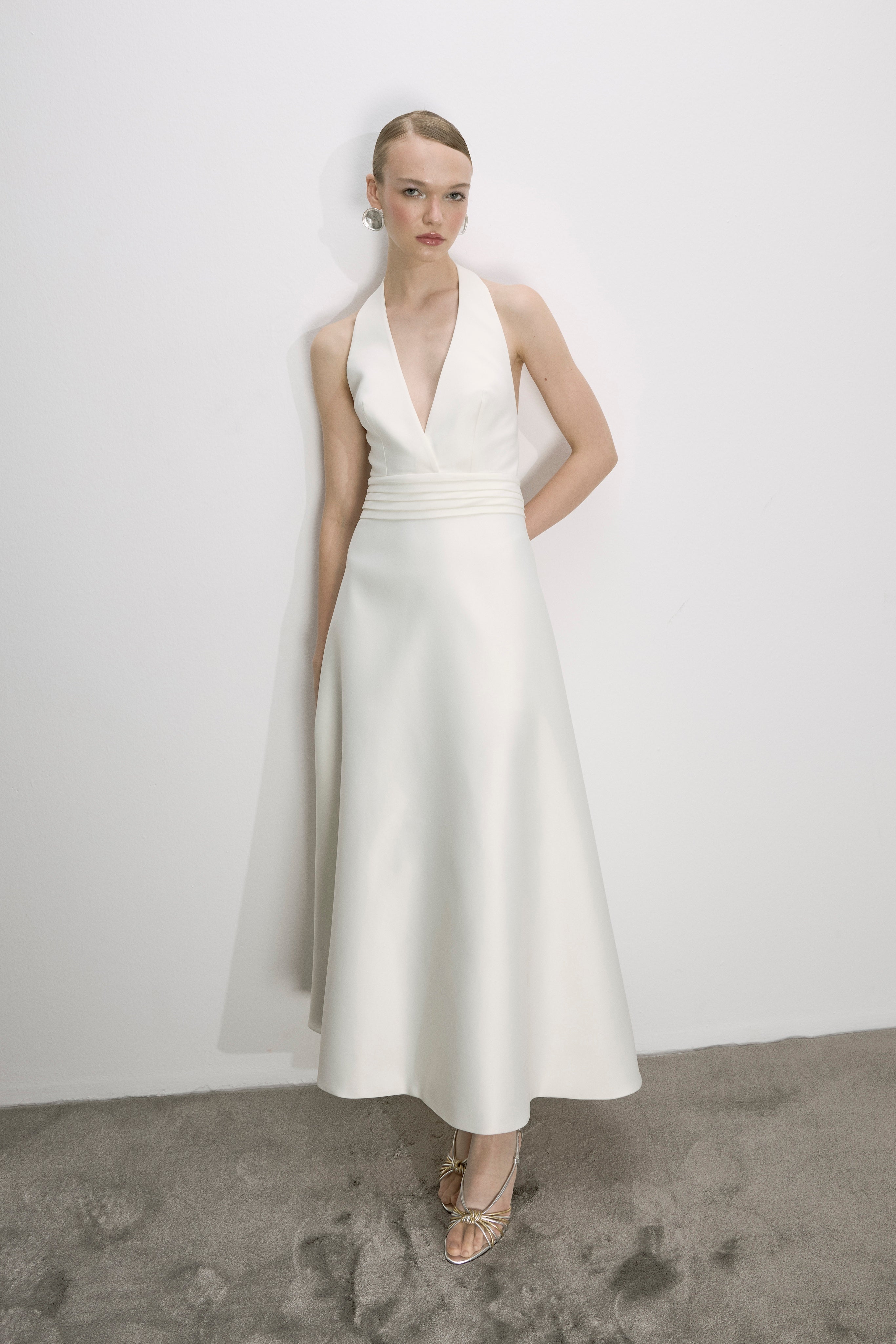 Nazlı Ceren-Lauryn Midi Elbise Beyaz-Elbise-1-Milagron.com