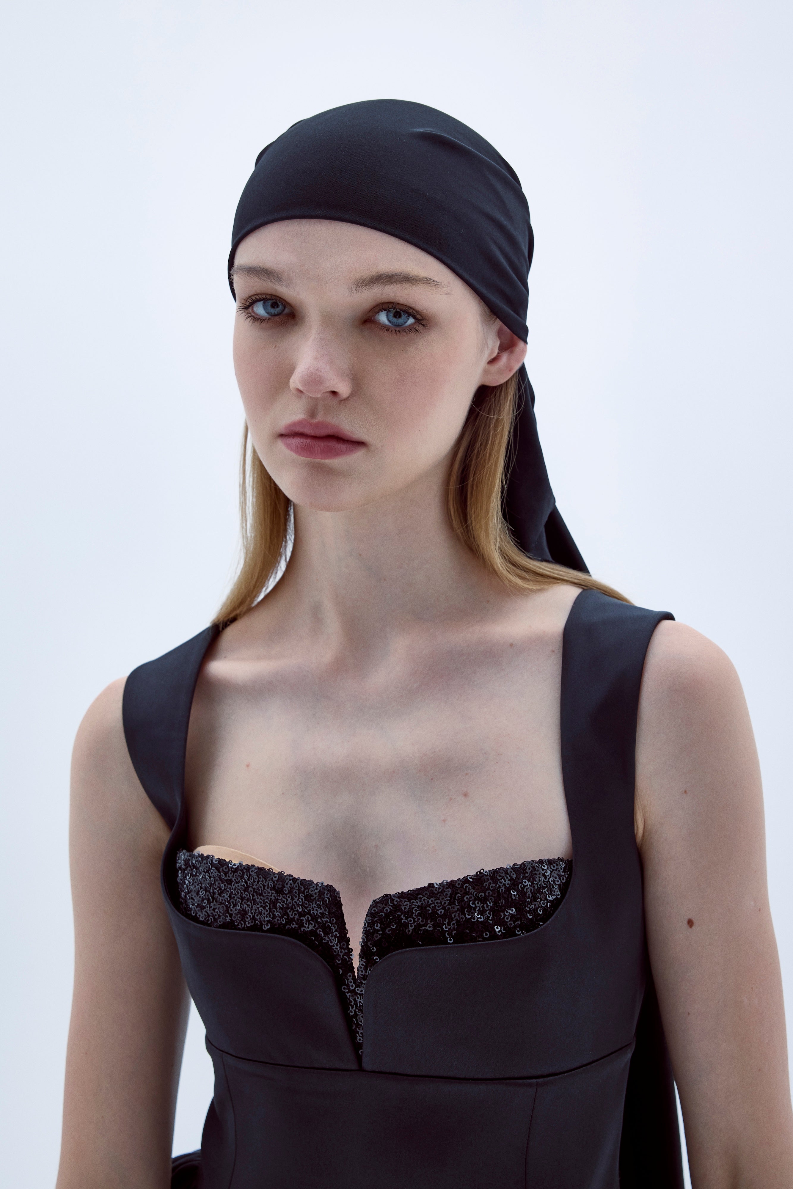 Nazlı Ceren-Leanne Elbise Siyah-Elbise-5-Milagron.com