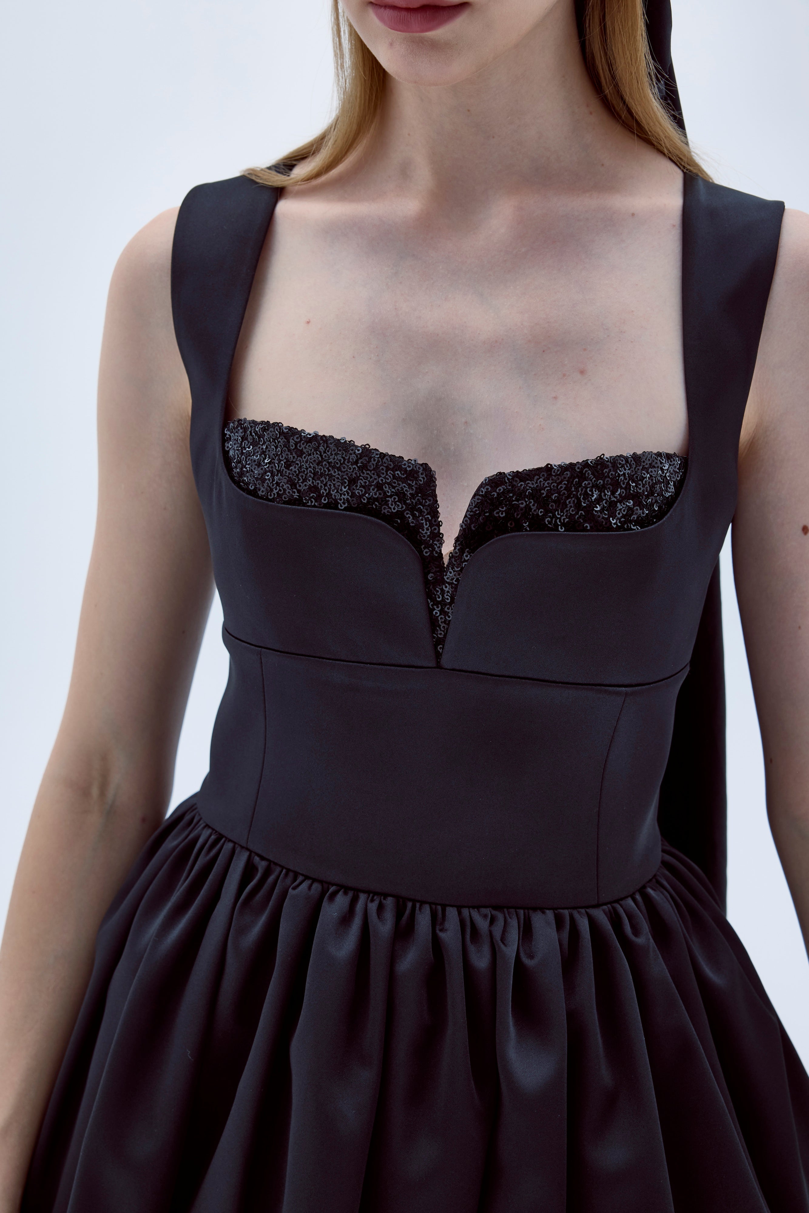 Nazlı Ceren-Leanne Elbise Siyah-Elbise-6-Milagron.com