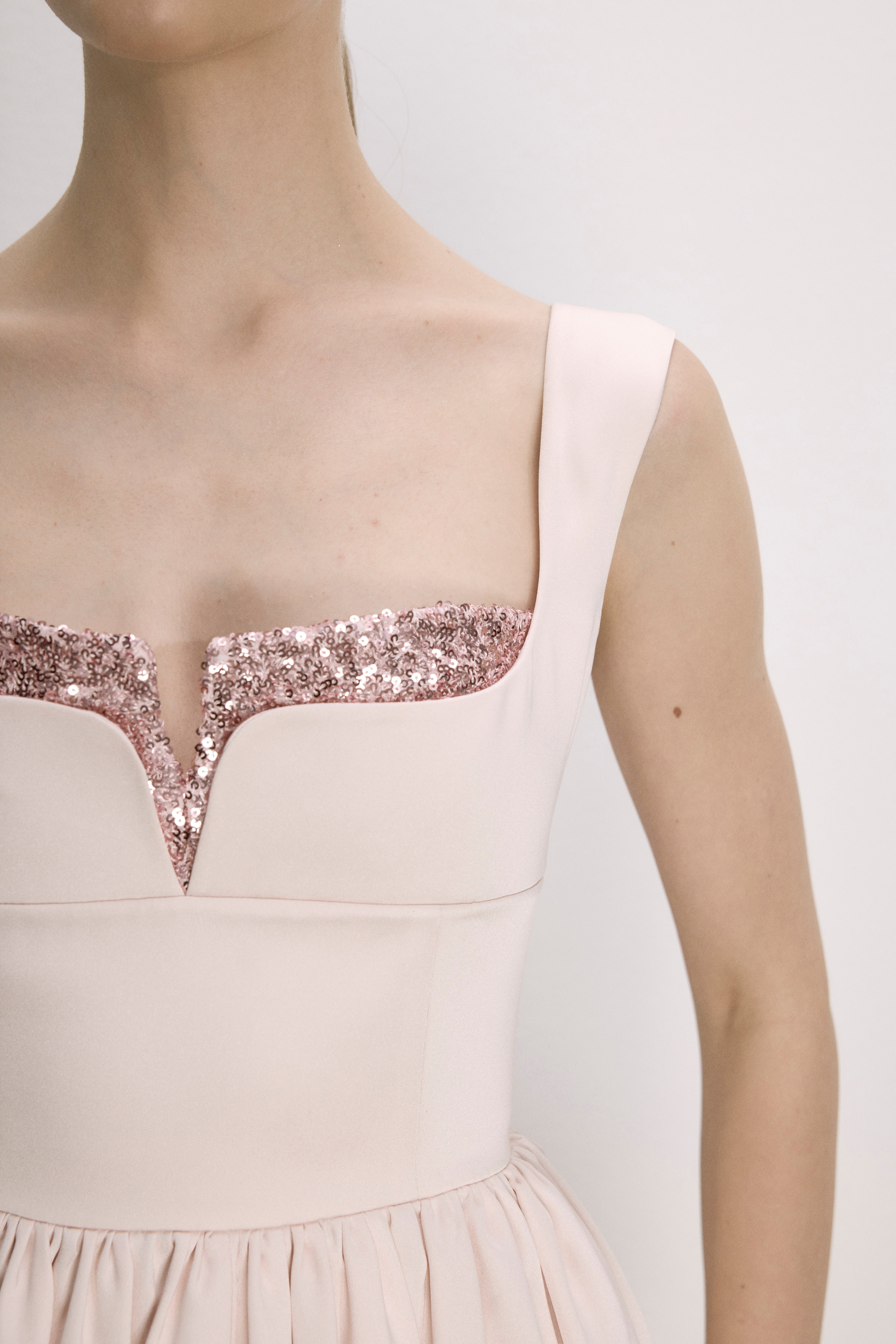 Nazlı Ceren-Leanne Saten Mini Elbise Toz Pembe-Elbise-5-Milagron.com