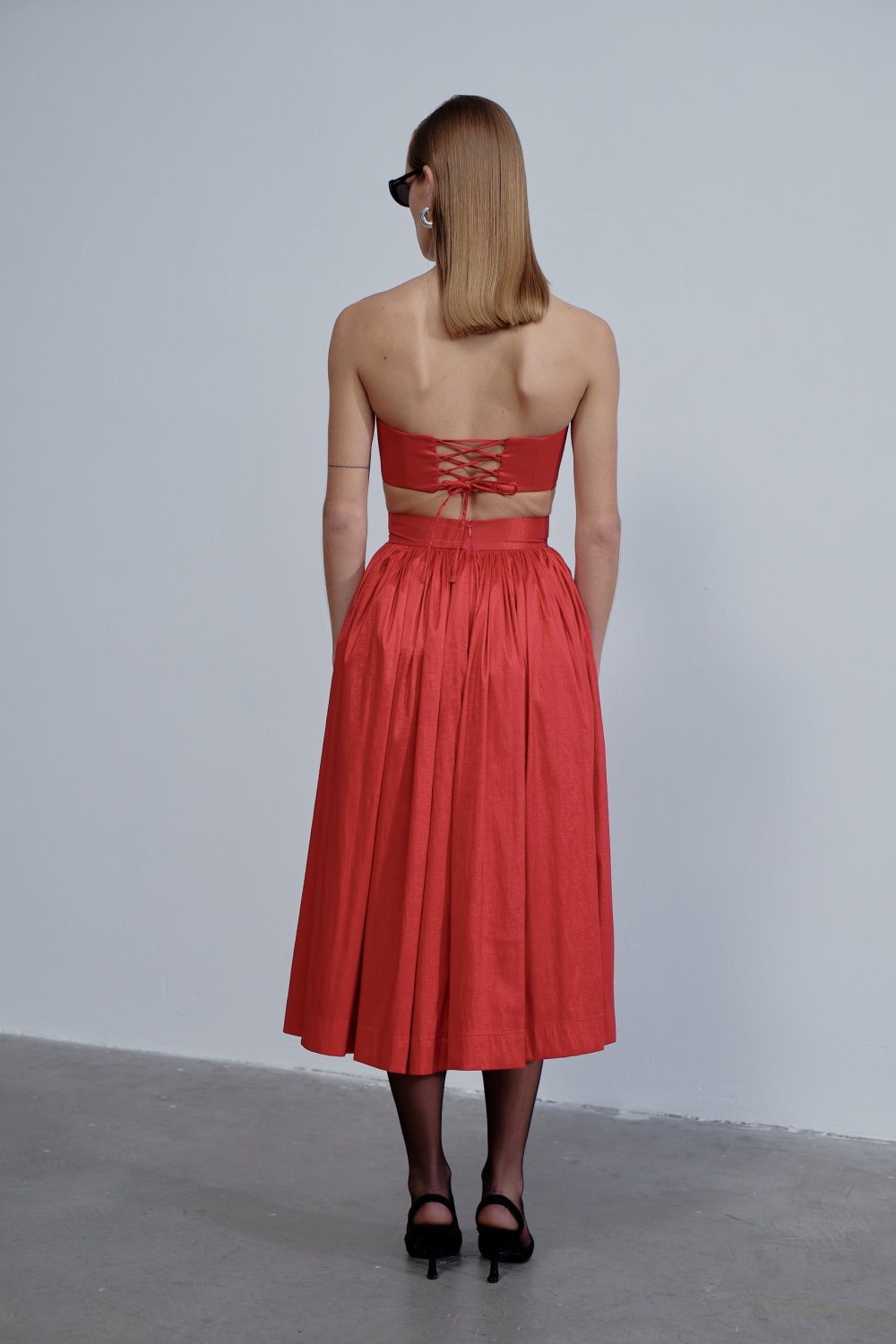 Nazlı Ceren-Lou Lou Midi Etek Rouge-Etek-2-Milagron.com