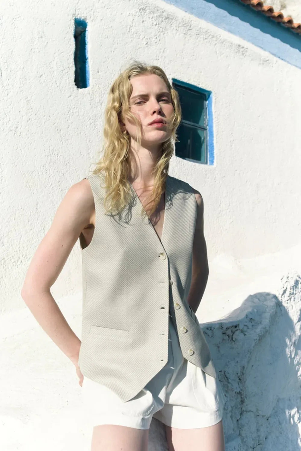 Nazlı Ceren-Louis Koton Şort White-Şort-4-Milagron.com