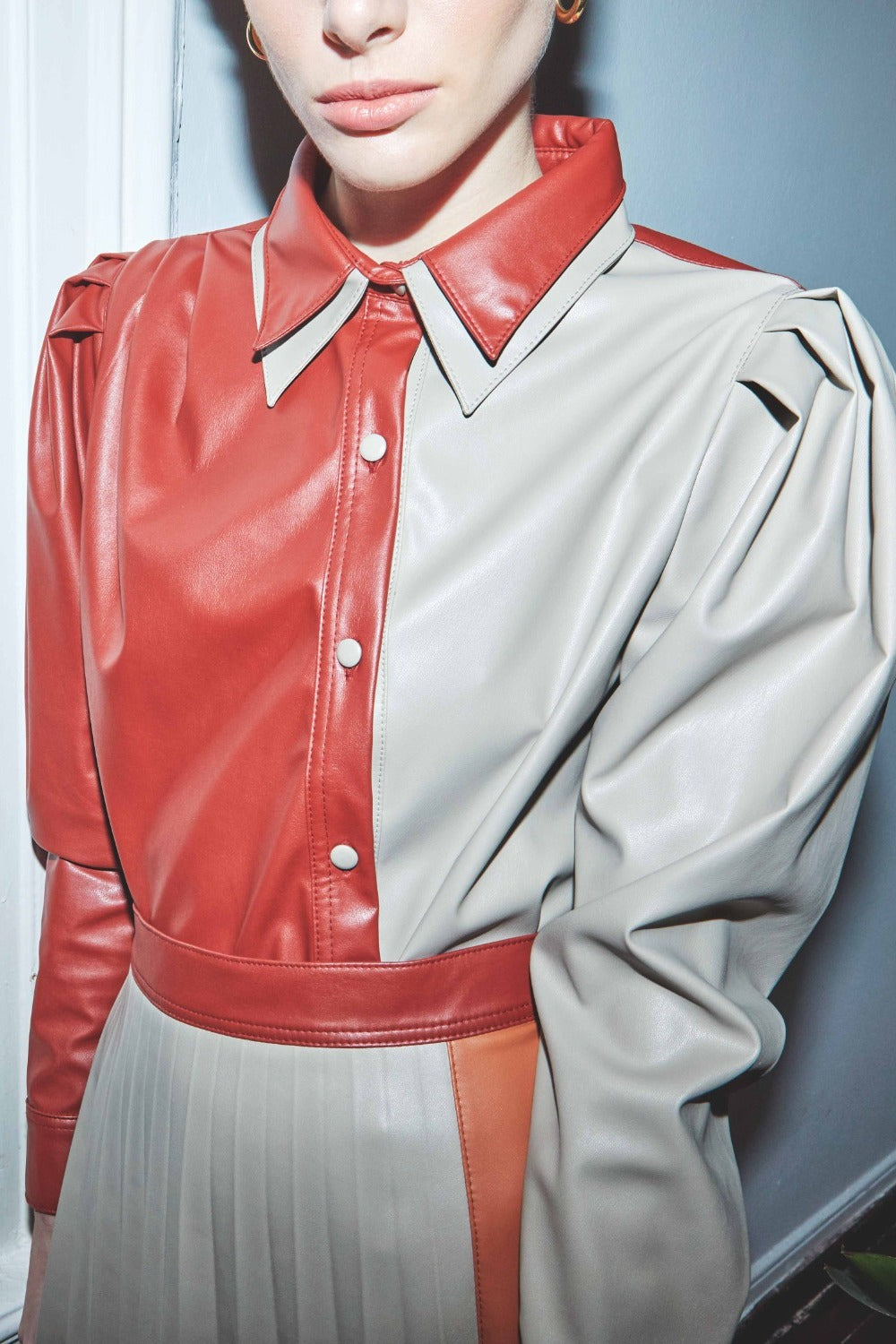 Nazlı Ceren-Mara Asimetrik Vegan Deri Gömlek-Gömlek-3-Milagron.com