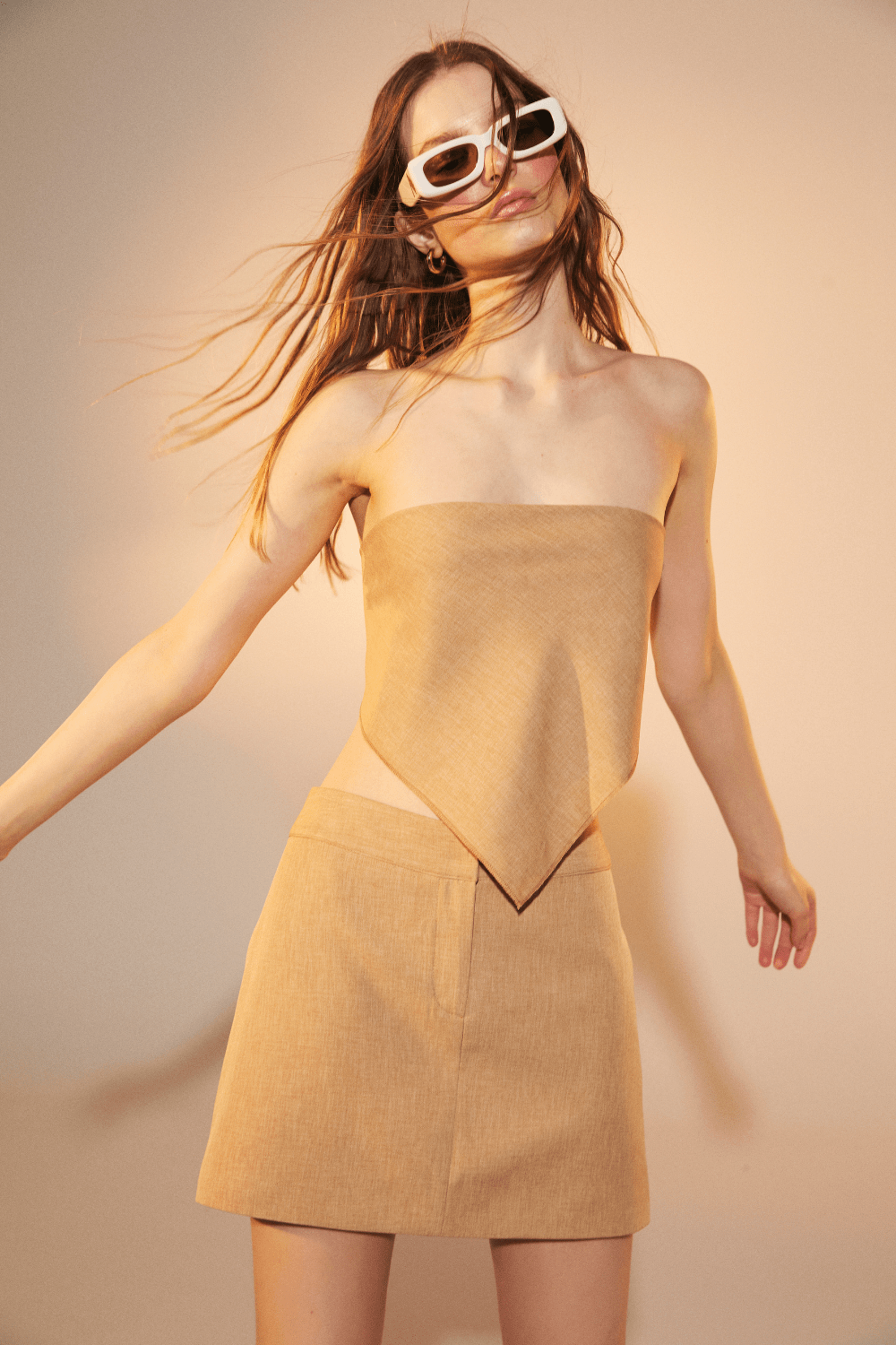 Nazlı Ceren-Marde Mini Etek Almond Buff-Etek-3-Milagron.com