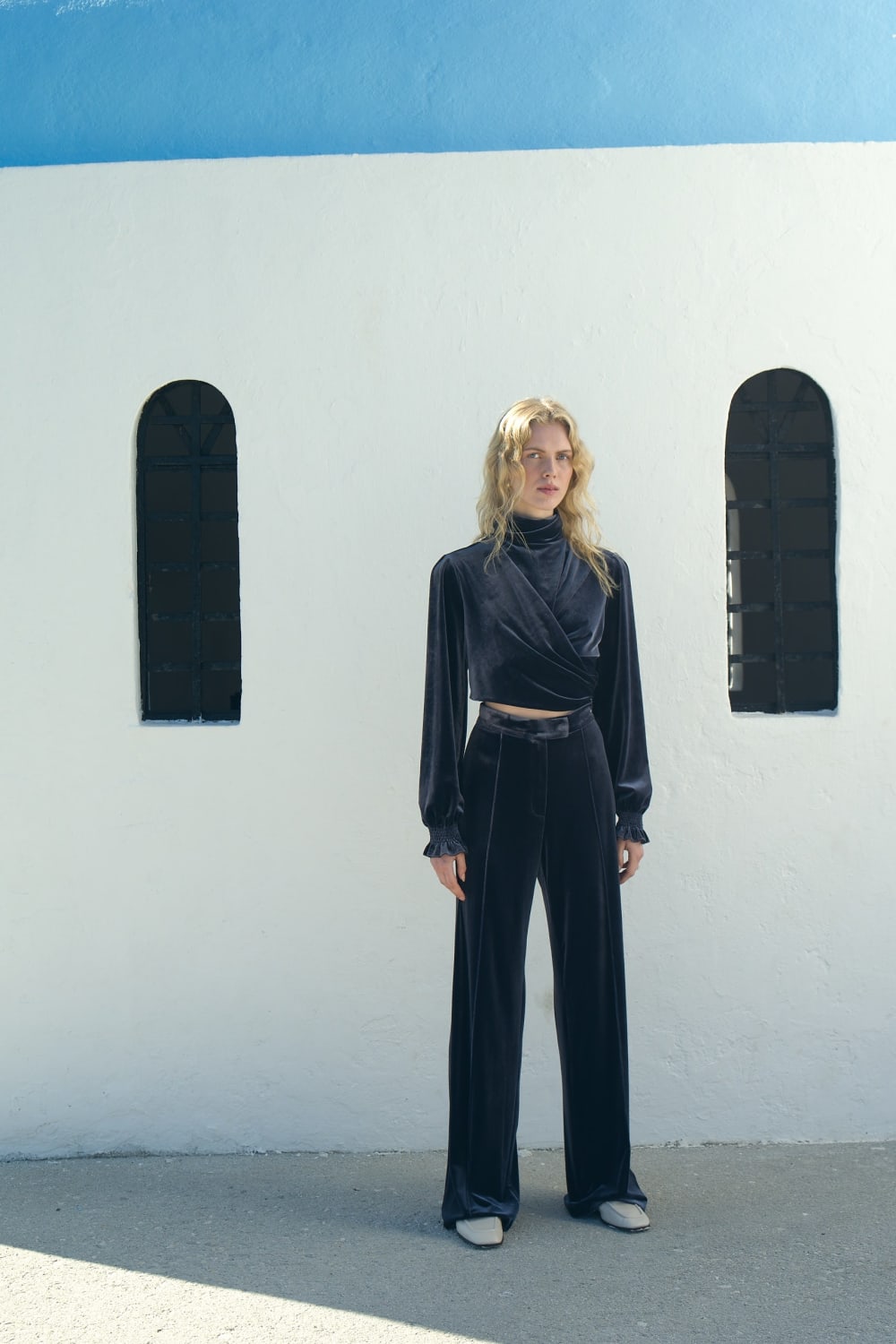 Nazlı Ceren-Melani Kadife Bluz Grey-Bluz-5-Milagron.com