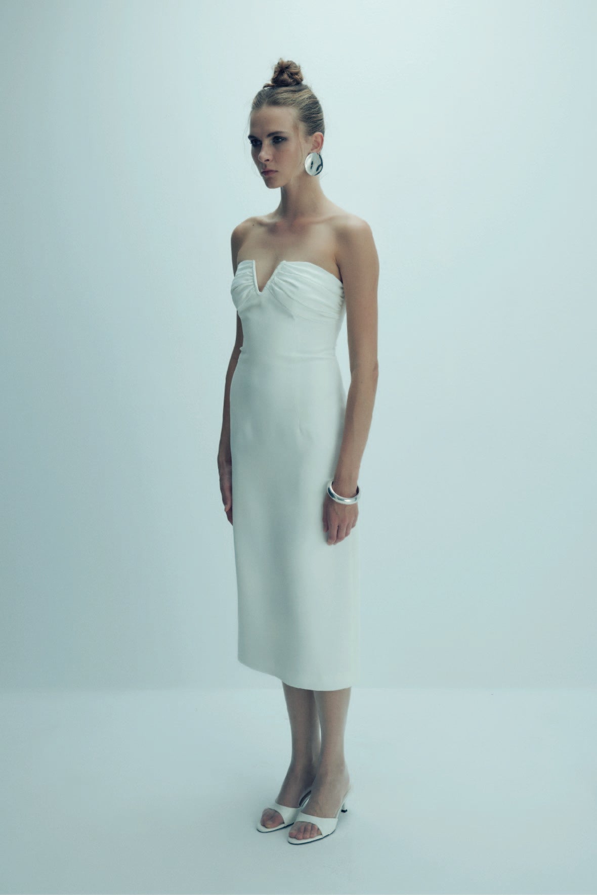 Nazlı Ceren-Miora Krep Midi Elbise Vanilla Ice-Elbise-5-Milagron.com