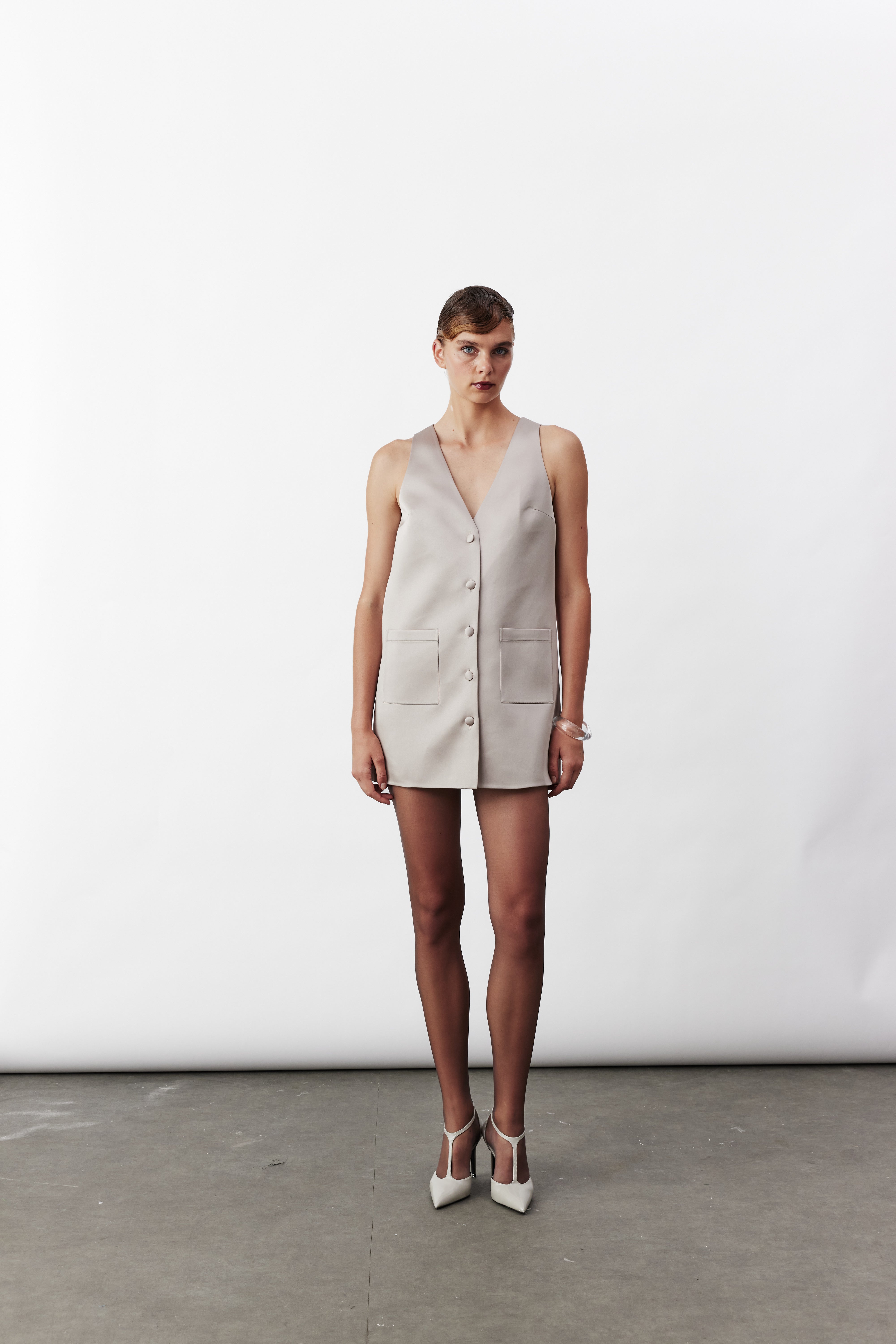 Nazlı Ceren-Odessa Mini Düğmeli Elbise Füme-Elbise-1-Milagron.com