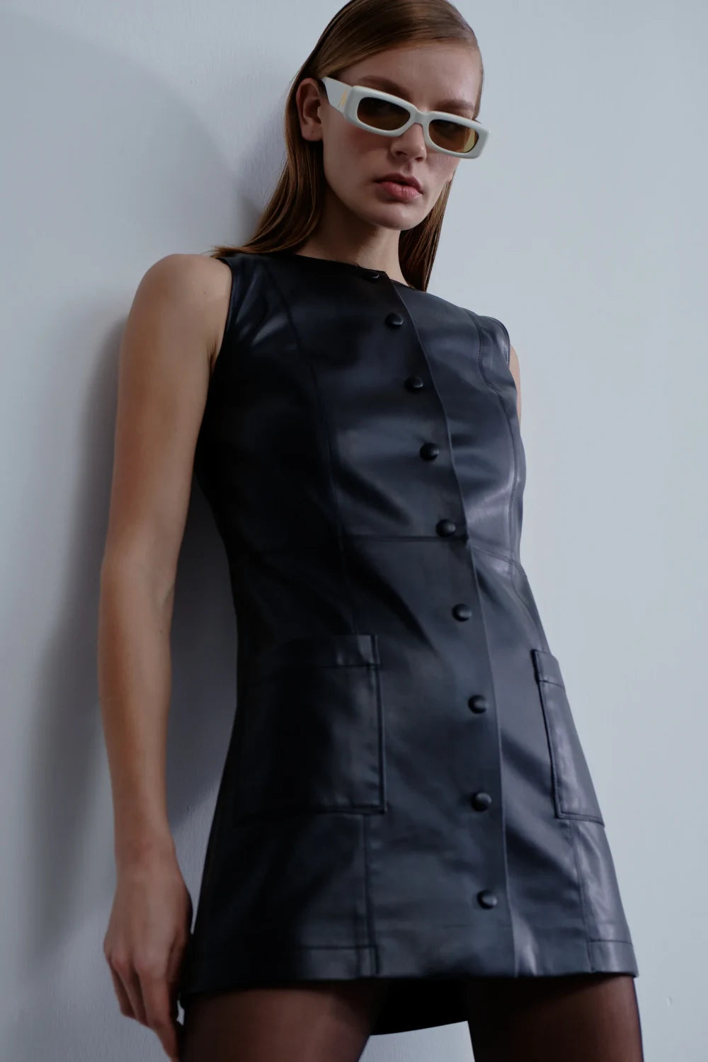 Nazlı Ceren-Odette Vegan Deri Mini Elbise Noire-Elbise-2-Milagron.com