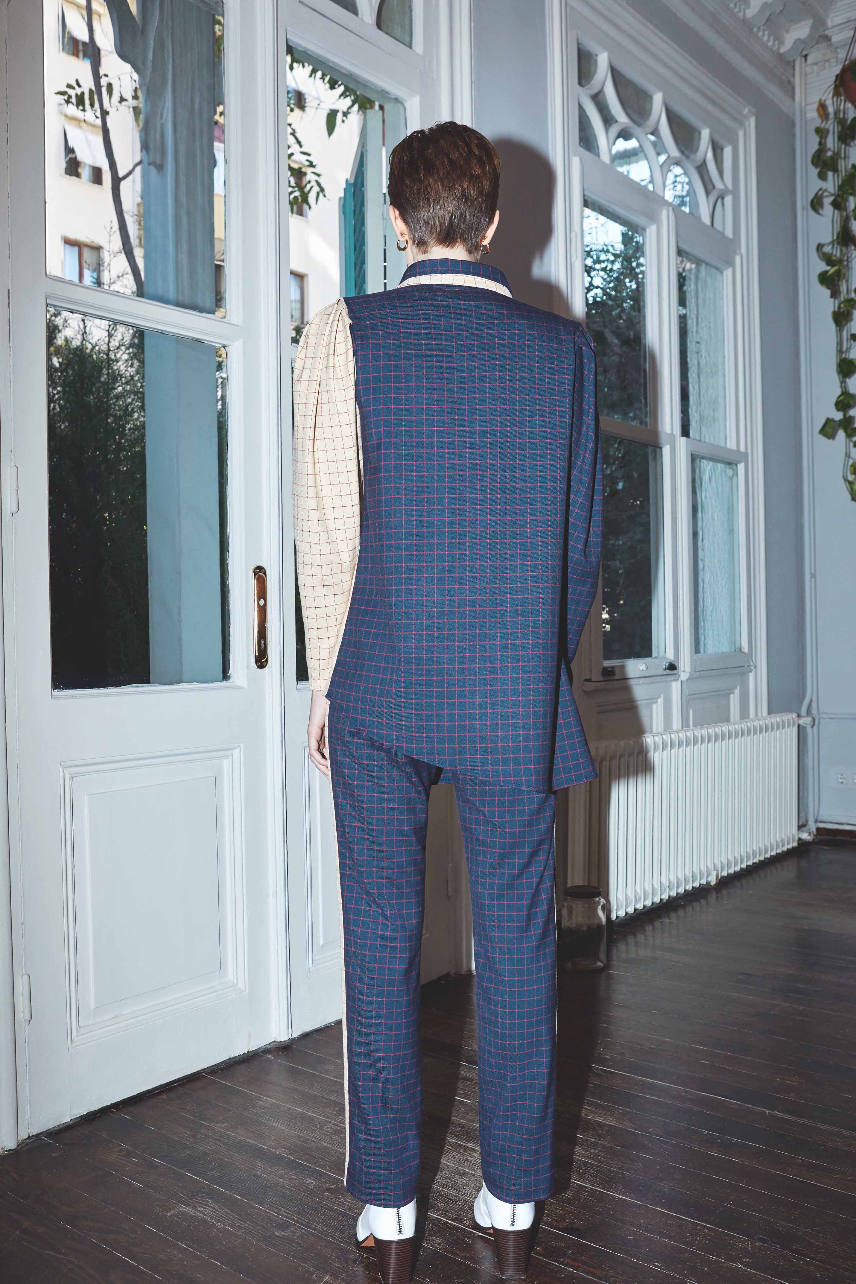 Nazlı Ceren-Palme Gömlek-Gömlek-5-Milagron.com