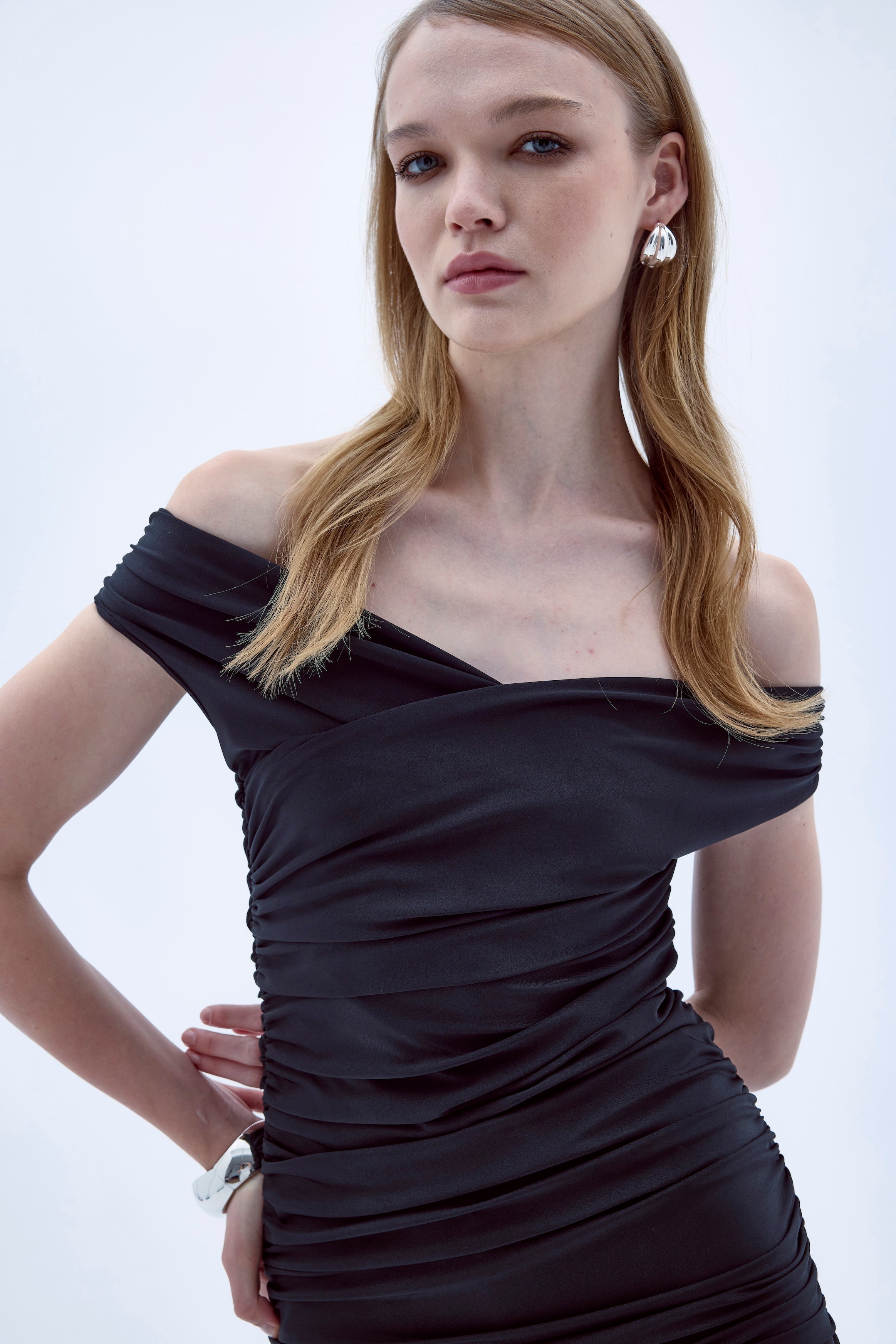 Nazlı Ceren-Purley Jarse Elbise Siyah-Elbise-4-Milagron.com