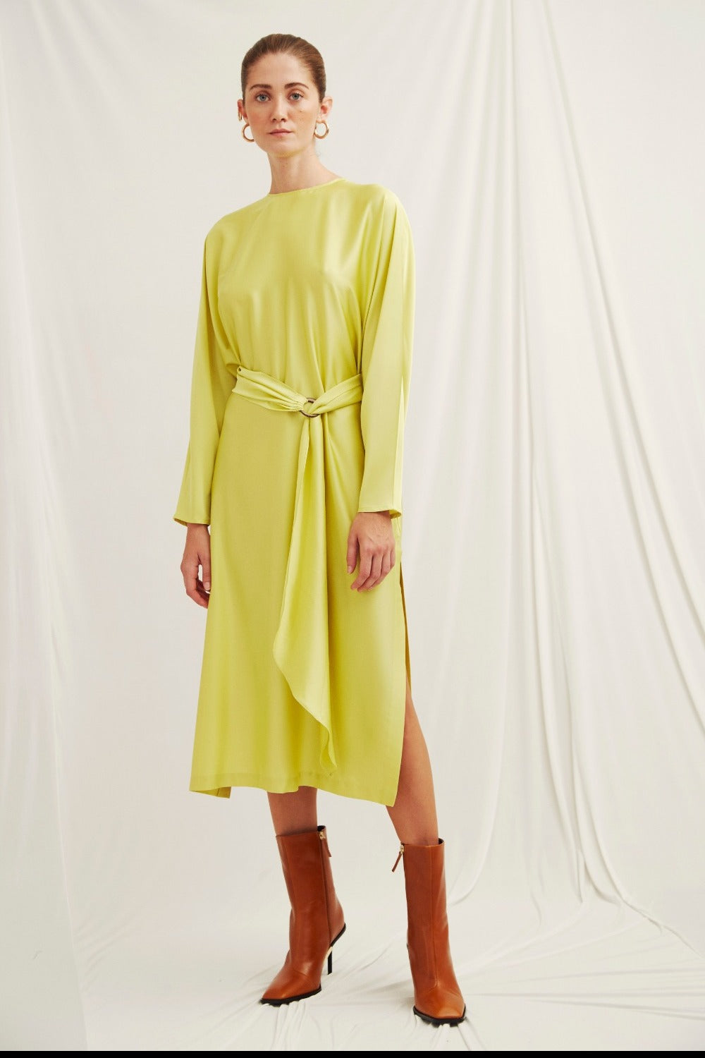 Nazlı Ceren-Ramel Saten Elbise Lime-Elbise-3-Milagron.com