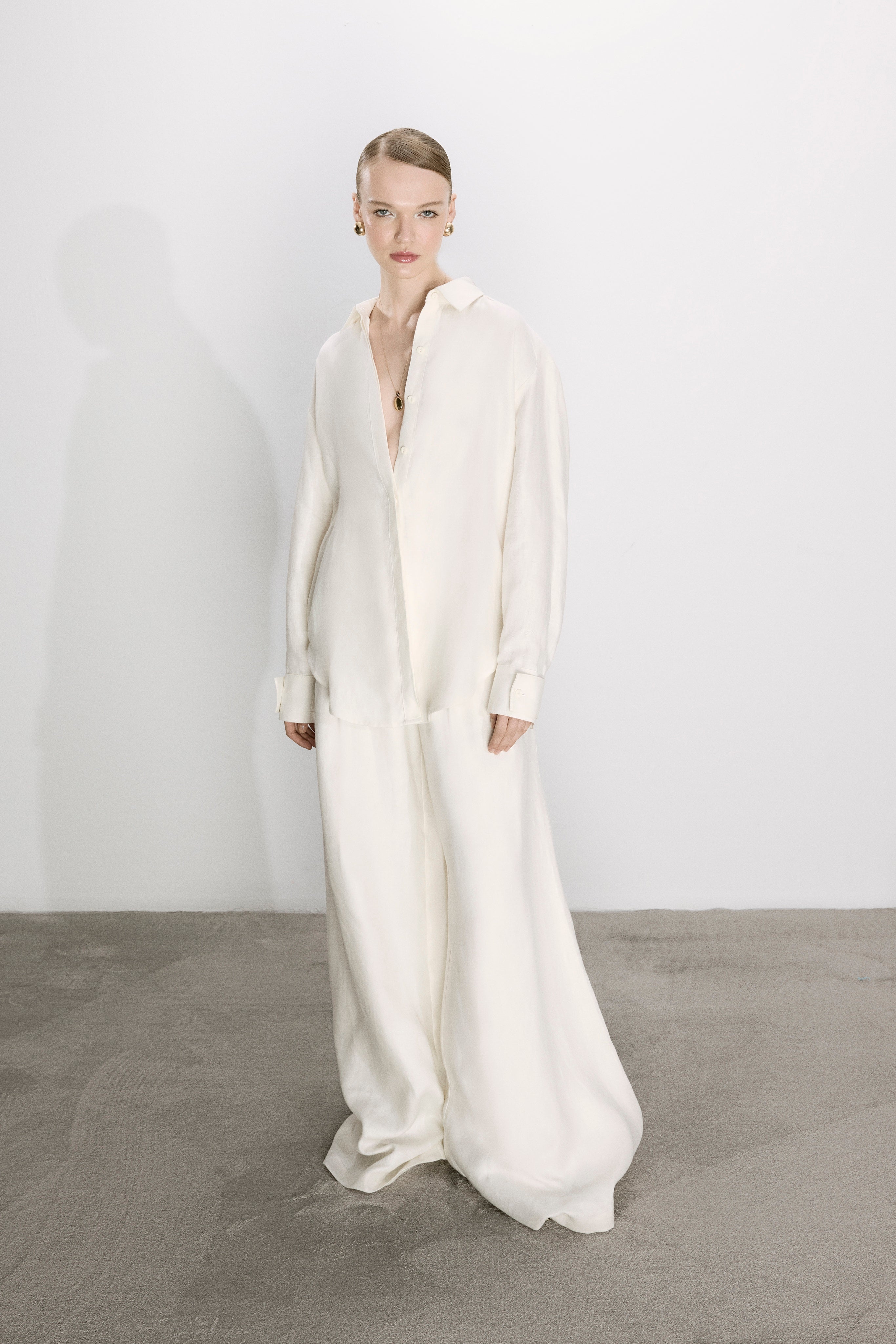 Nazlı Ceren-Ravenna Keten Gömlek Beyaz-Shirts & Tops-2-Milagron.com