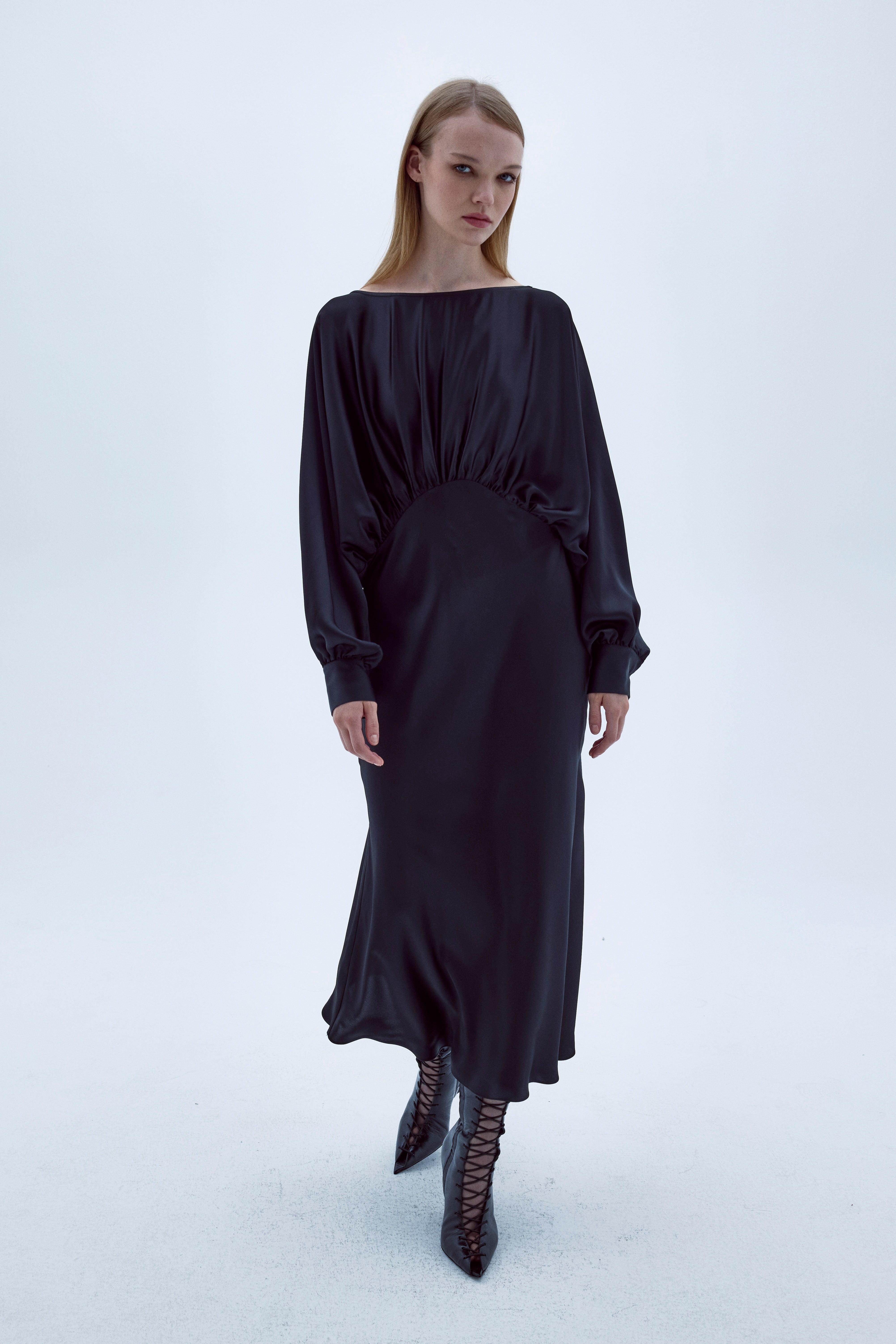 Nazlı Ceren-Rhea Saten Elbise Siyah-Elbise-2-Milagron.com