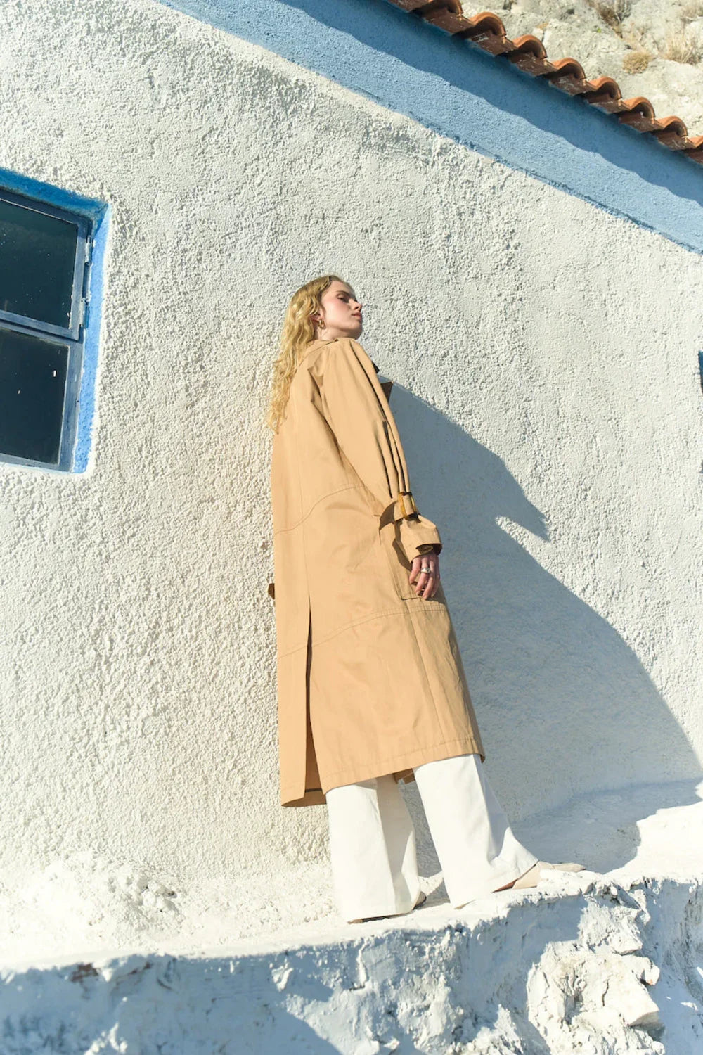 Nazlı Ceren-Shelly Koton Trençkot-Trençkot-5-Milagron.com