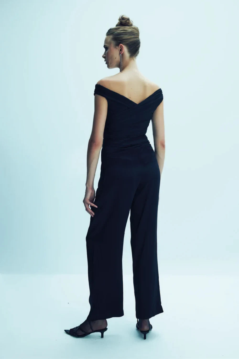 Nazlı Ceren-Tina Saten Pantolon Black-Pantolon-4-Milagron.com