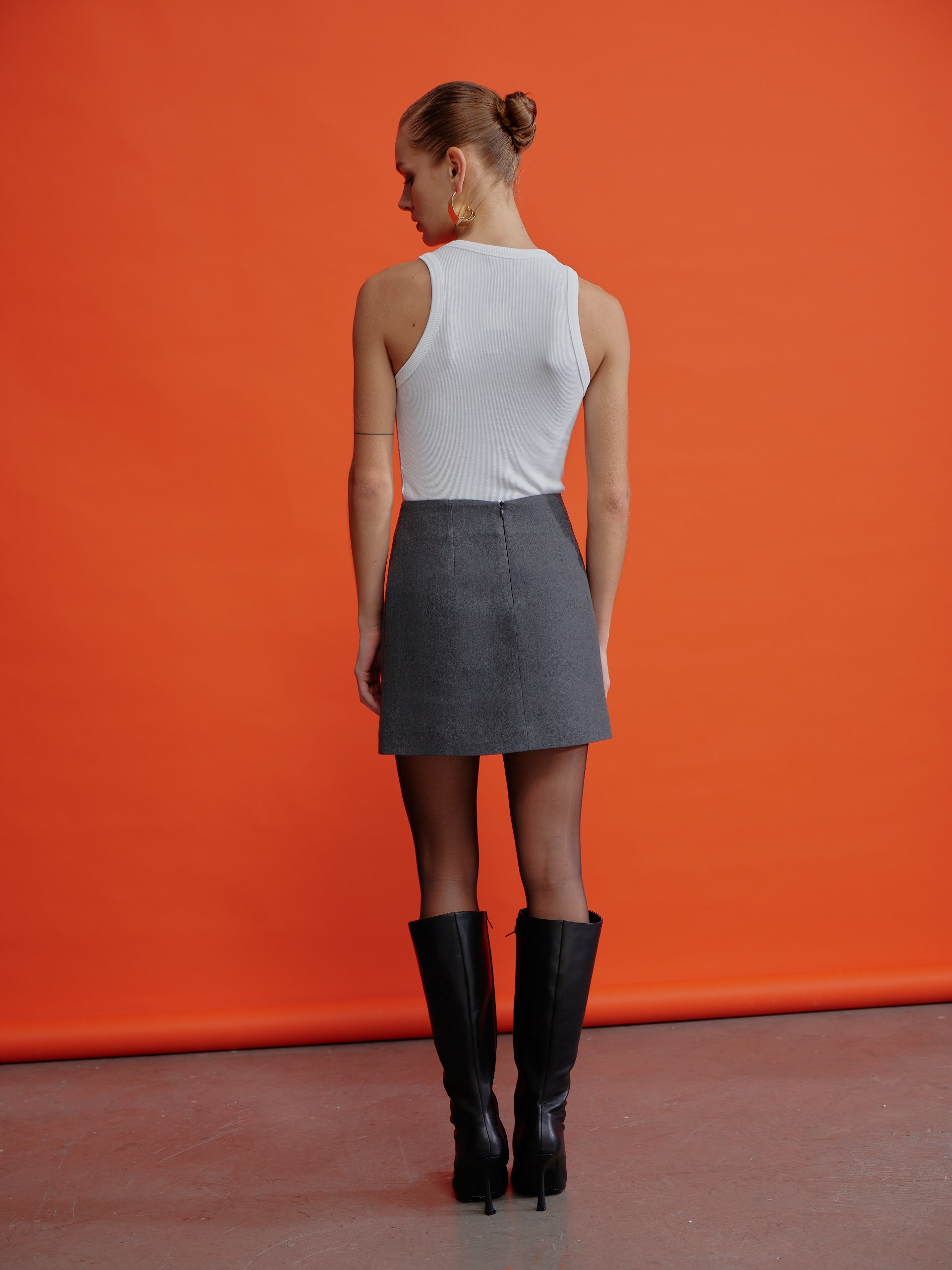 Nazlı Ceren-Vance A Kesim Mini Etek Gri-Etek-3-Milagron.com