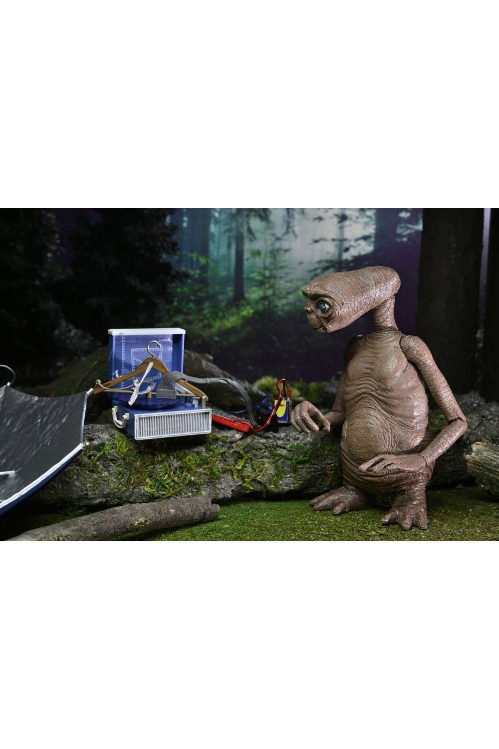 Neca-E.T. 40th Anniversary - Ultimate E.T. Deluxe Set LED Işıklı-Figürler-7-Milagron.com