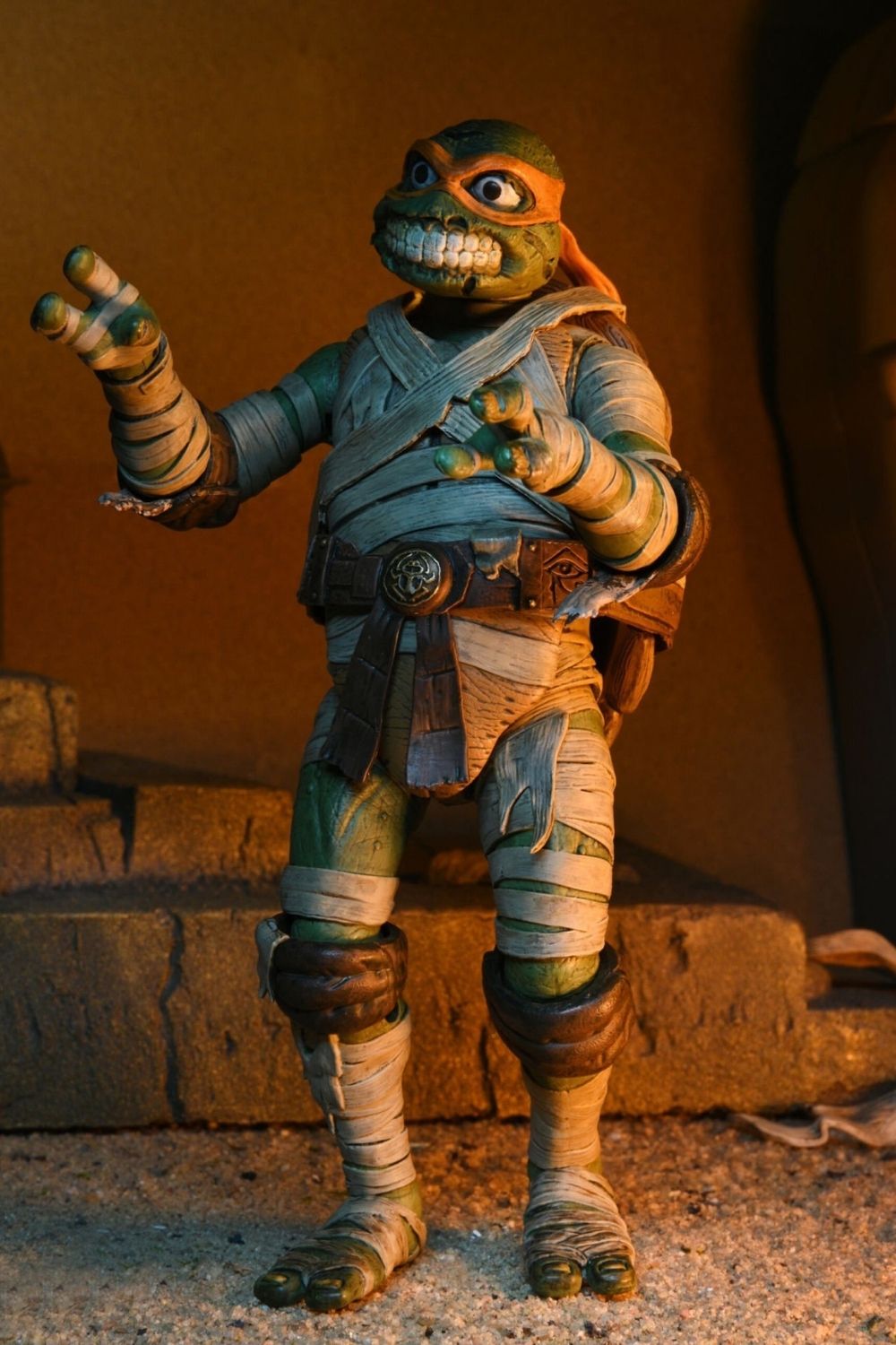 Neca-Universal Monsters x TMNT: Ultimate Michelangelo as The Mummy Aksiyon Figürü-Figürler-3-Milagron.com