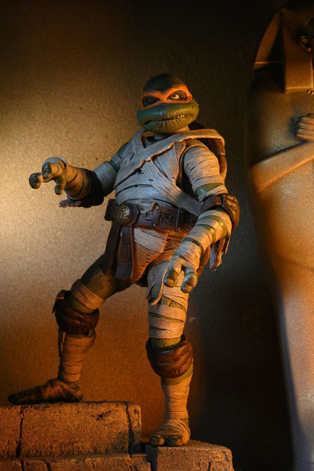Neca-Universal Monsters x TMNT: Ultimate Michelangelo as The Mummy Aksiyon Figürü-Figürler-4-Milagron.com